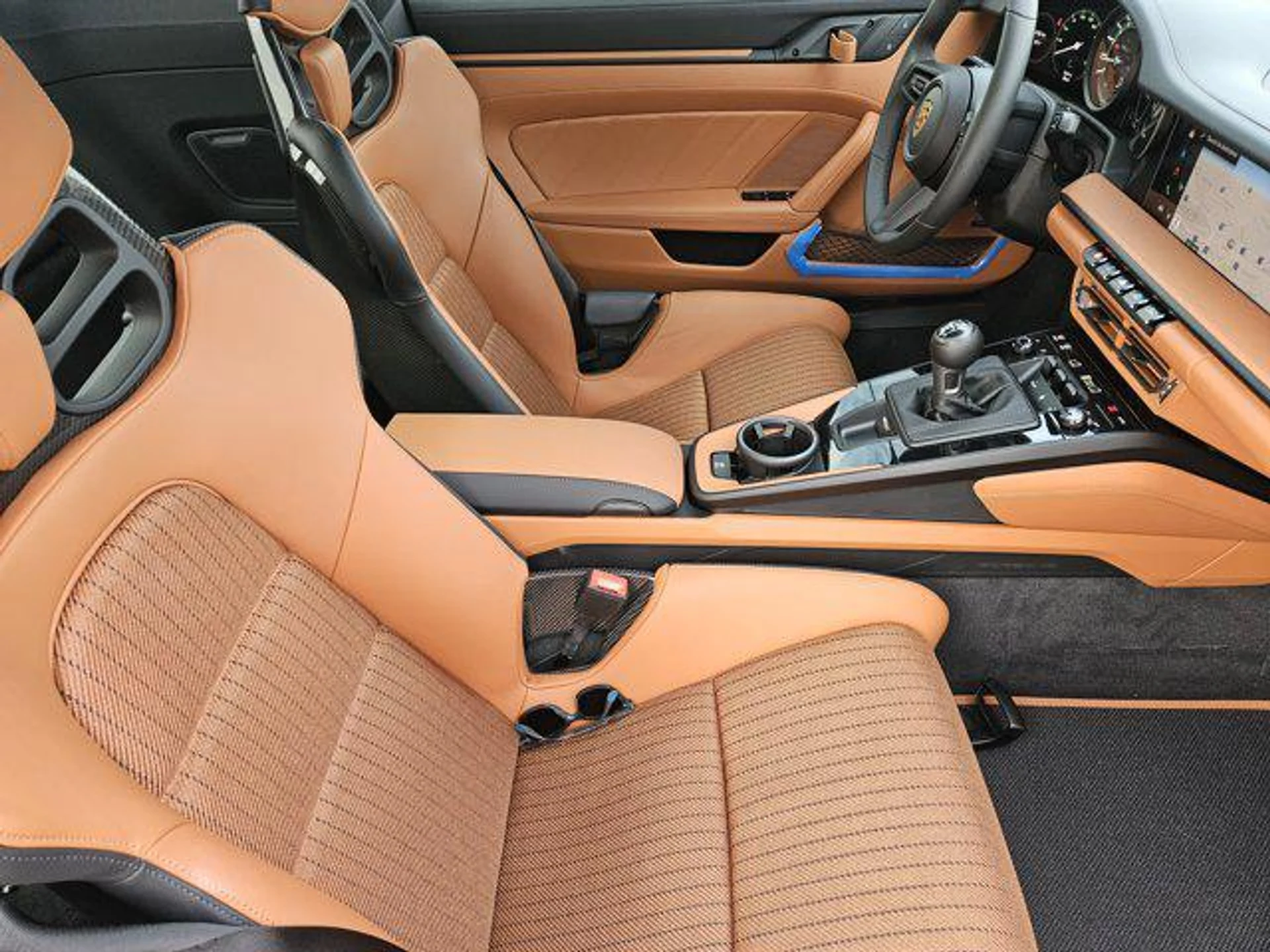 mph015_220144360_1_O_Ke0_XXYP_12_Shl_W3hx_ZK_i_X_Xb7g_a00a7a91fc