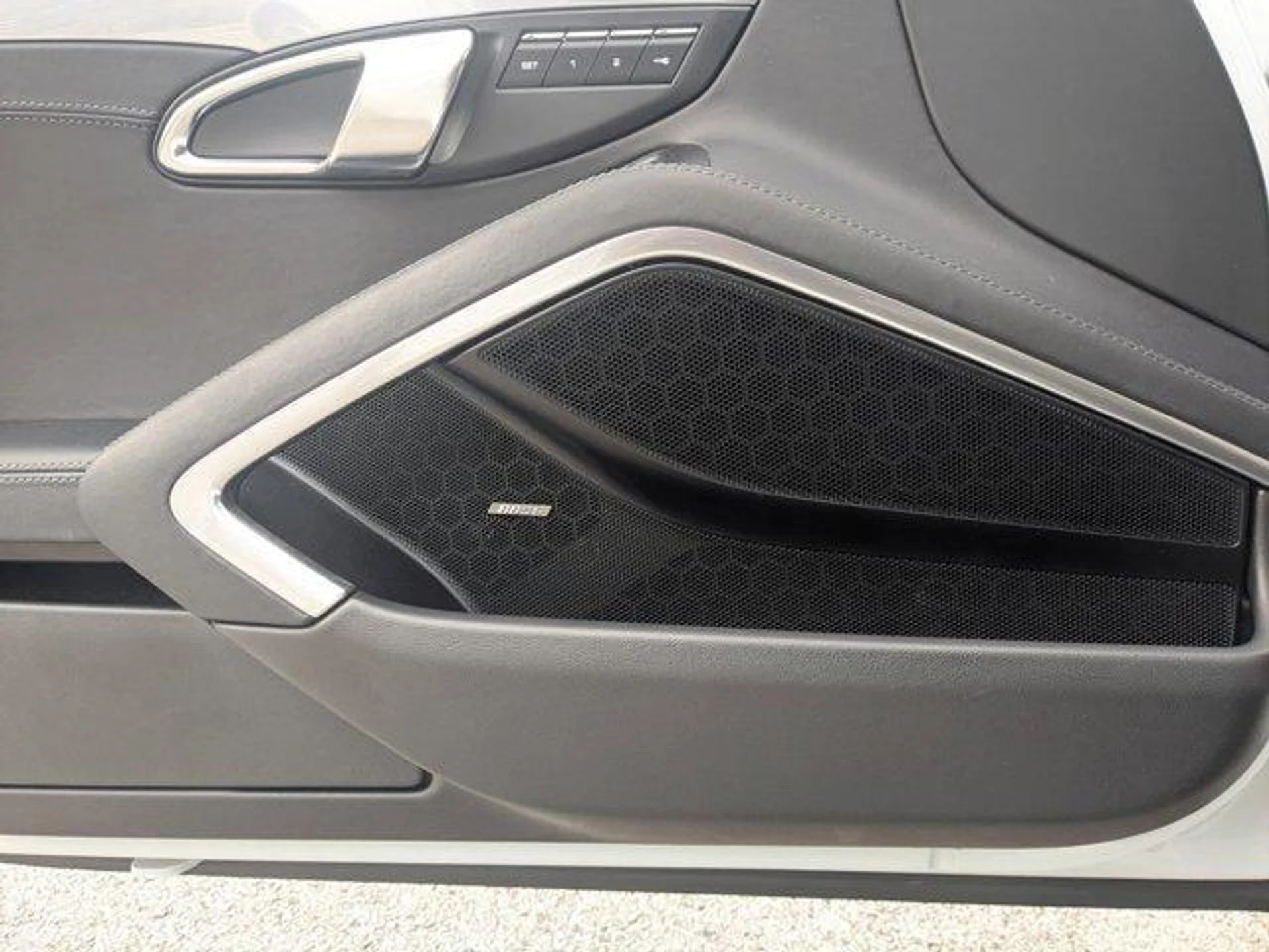 mph015_2207975702_GD_6_I_Fn_9i06b9_Y1jc7j_MK_3_GM_4ho_63c4152b9a