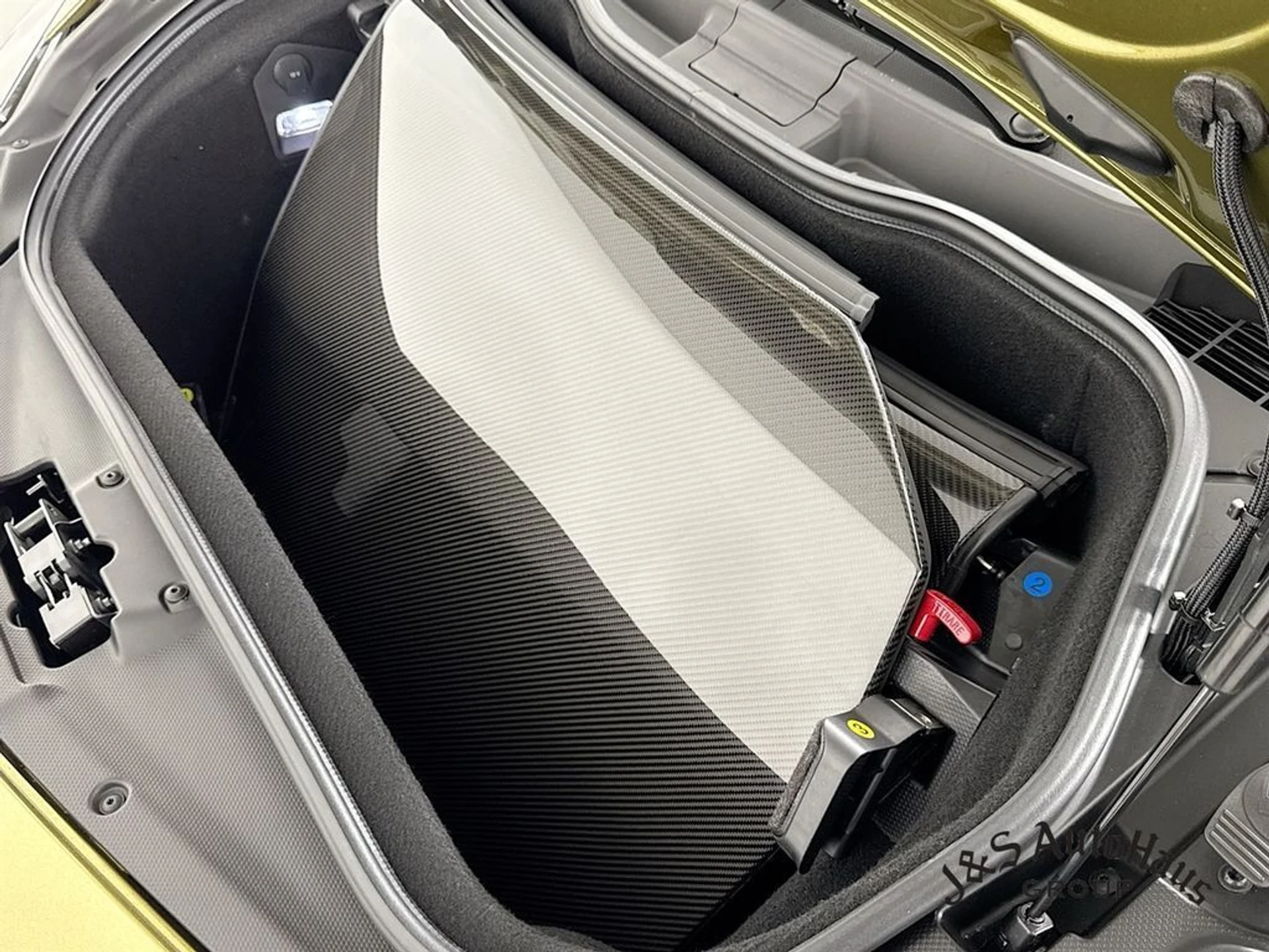 mph015_2208681510_gbezo1zq45essbo6ur0oyglh42s3_653867cf0c