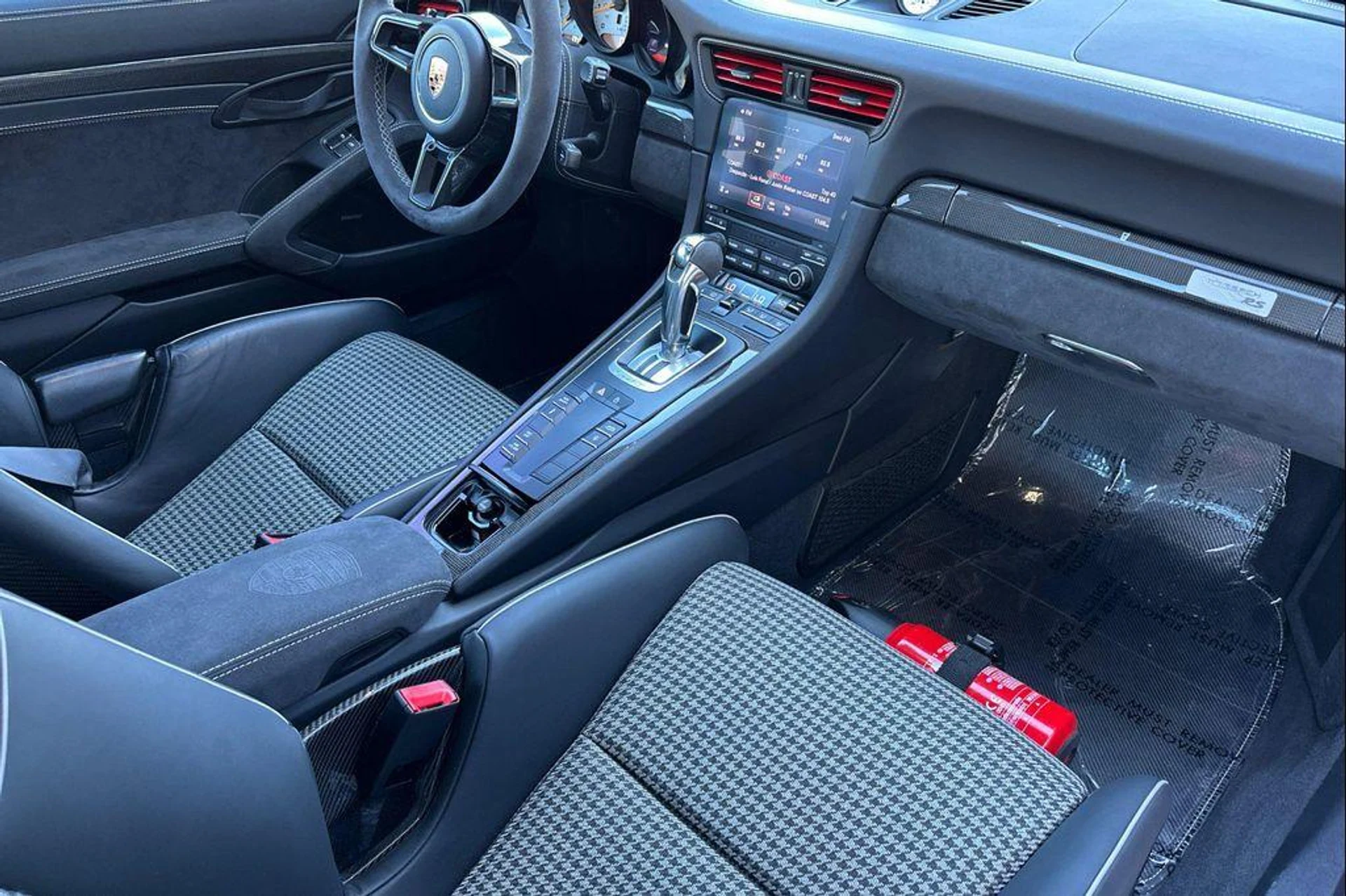 mph015_2209525308_TR_6_EO_0x3_Vwtgw1kys_Bke_NN_3_V_Foo_94c694abac