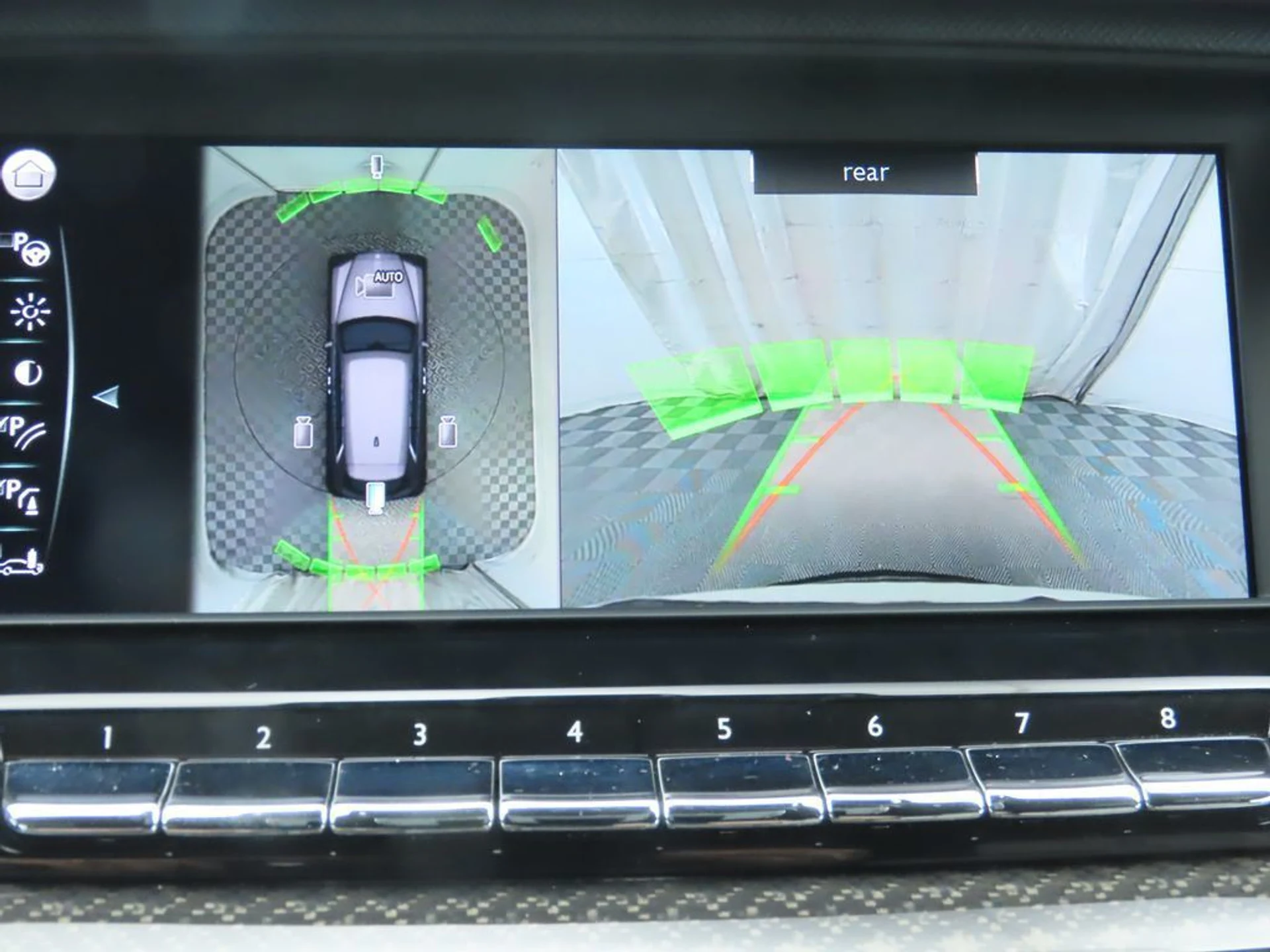 mph015_2215507922_used_2023_rolls_royce_cullinan_blackbadgesportutility_8119_22957248_16_1024_f4d16df072