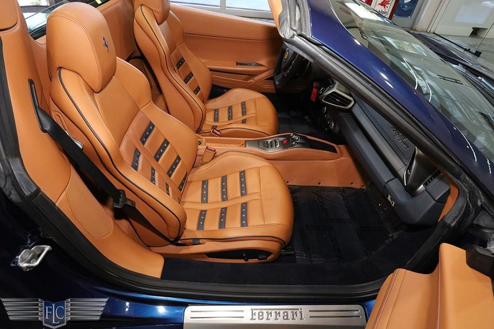 mph015_2218345079_used_2015_ferrari_458_spider_f1convertible_9689_22991784_16_1024_9dc8ab4eb2