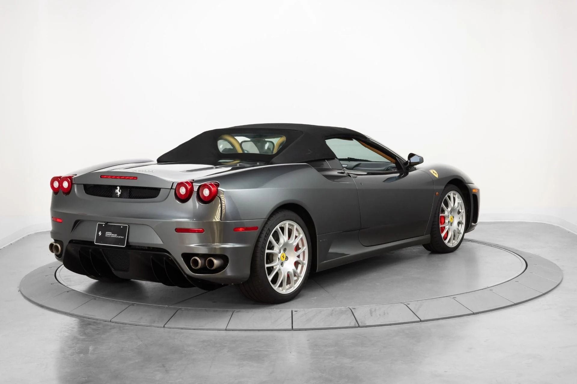 mph015_2220663556_Used_2005_Ferrari_F430_F1_Spider_1789063309_c437821836
