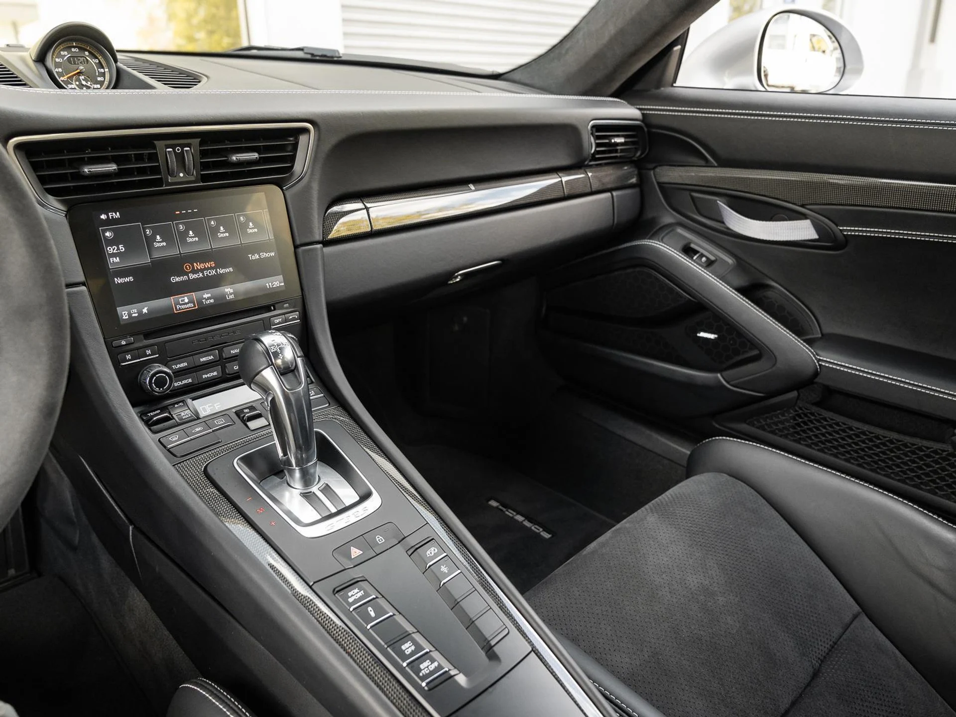 mph015_2221776315_Used_2019_Porsche_911_GT_3_RS_1771496239_3834b4ef6a