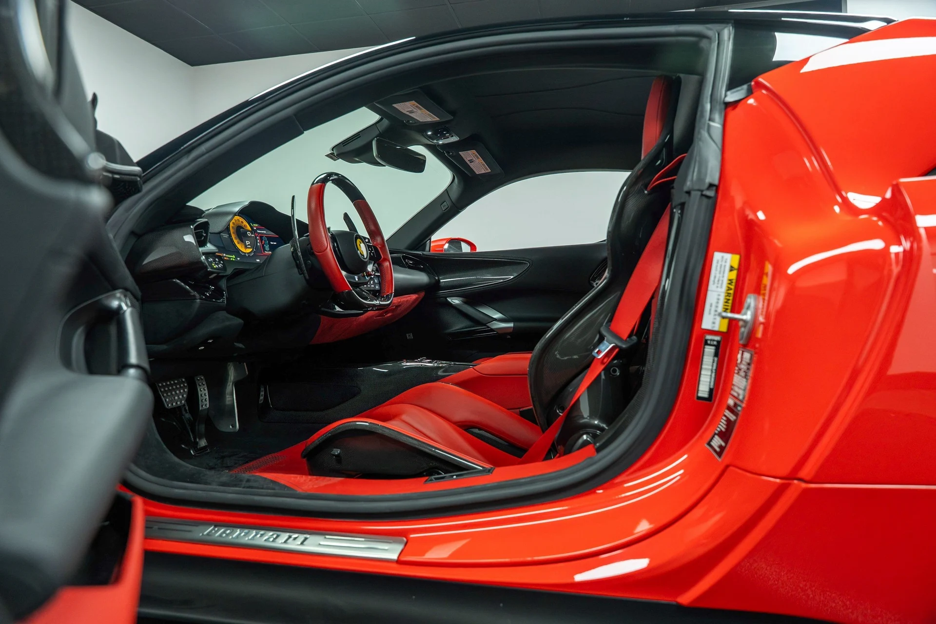 mph015_2228387932_image_16_6be2894197