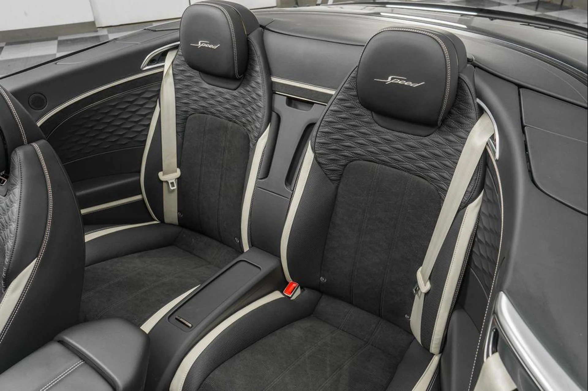 mph015_2239429343_5g_Aly_L20ku_SQ_7_AT_9_Ag_HD_Jnj6_l_E_3d1ad7ca36