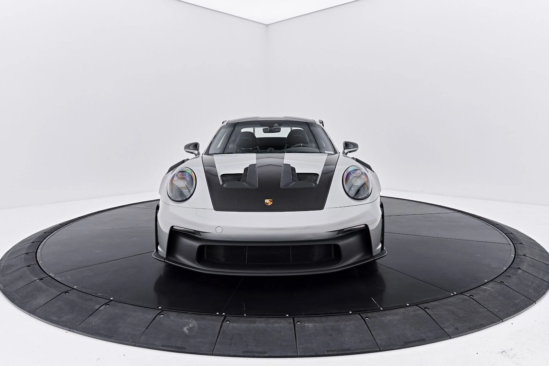mph015_2240618490_Used_2024_Porsche_911_GT_3_RS_1789624400_ed0e9c113e