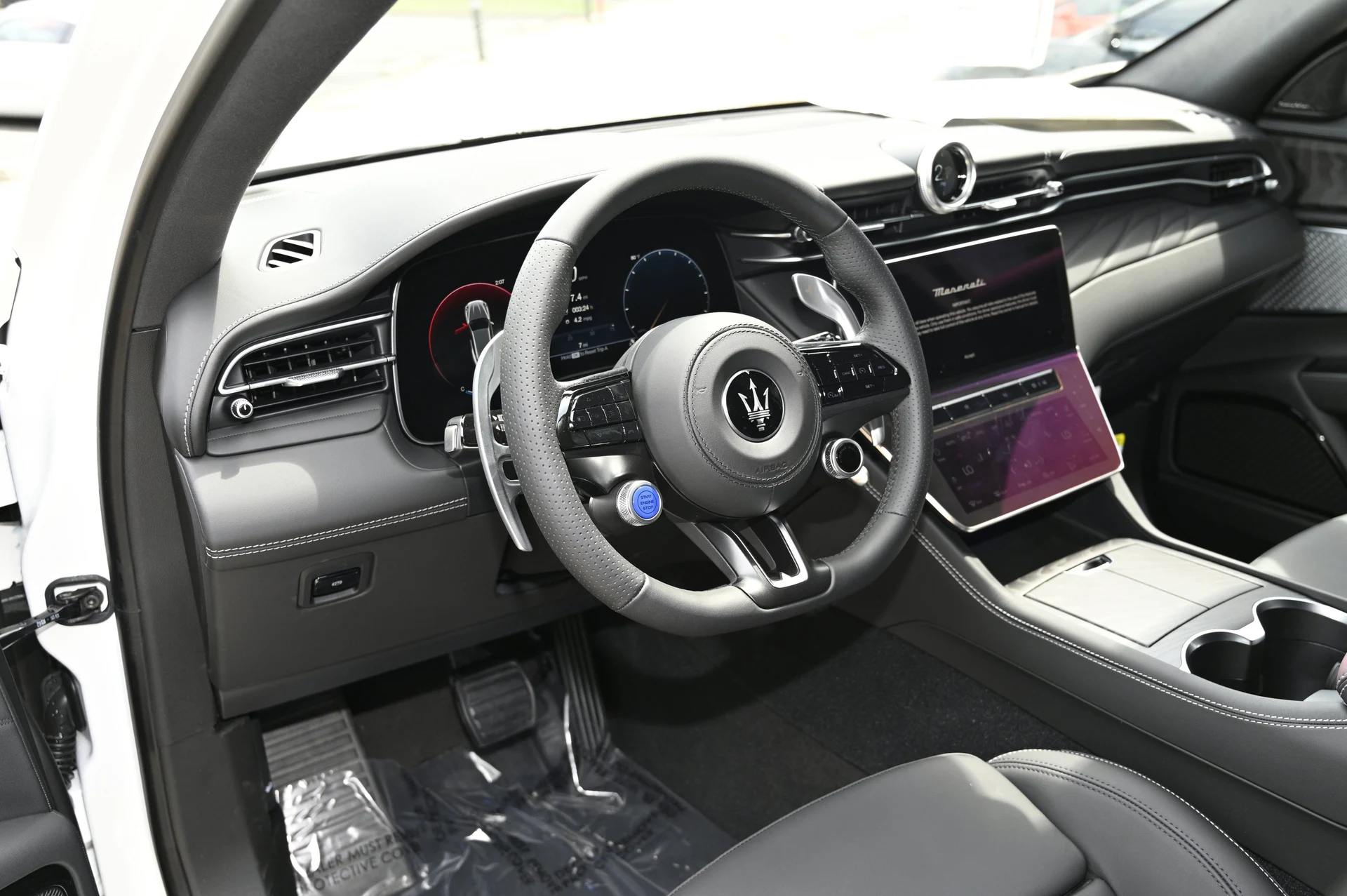 mph015_2245929689_3e67fceb9db5414f8b1eb8bdd5e2f68c_de8963a450