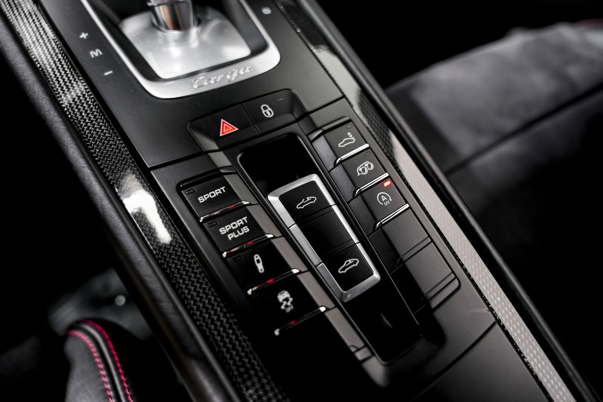 mph015_2251198679_081044a44d9257969c0a034ea92eb91bx_f1d42dd8f5