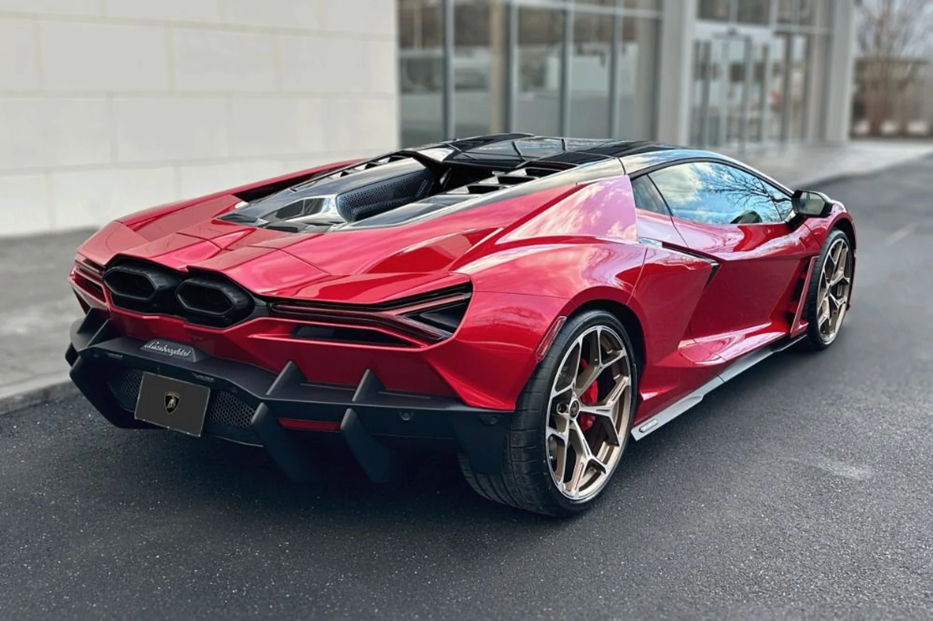 mph015_2253835039_New_2026_Lamborghini_Revuelto_1767896111_9695ddbe43