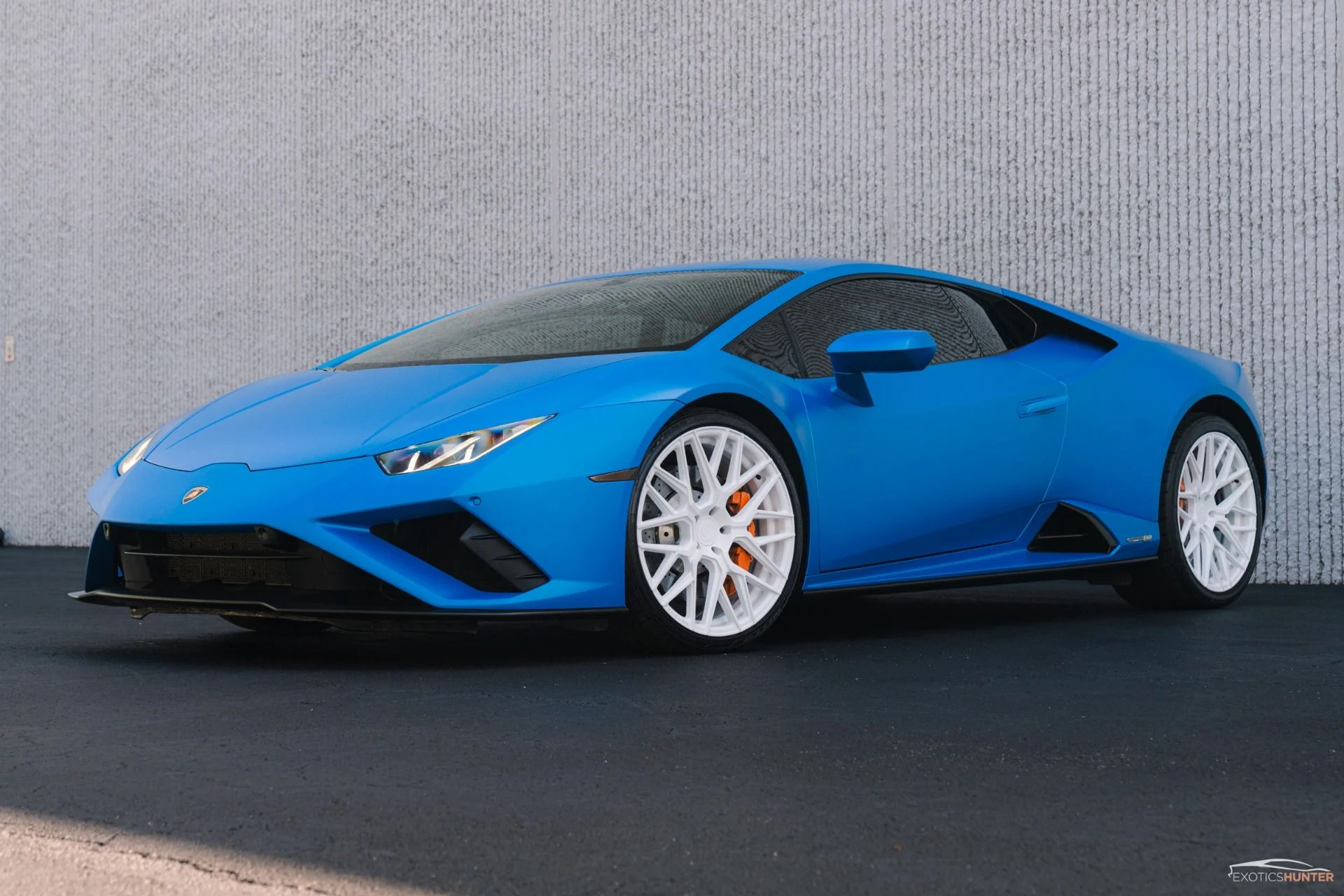 mph015_2254310742_Used_2020_Lamborghini_Huracan_EVO_Blu_Aegeus_Matte_Paint_w_Orange_Leather_Sensonum_Audio_1781046244_1851bc485a