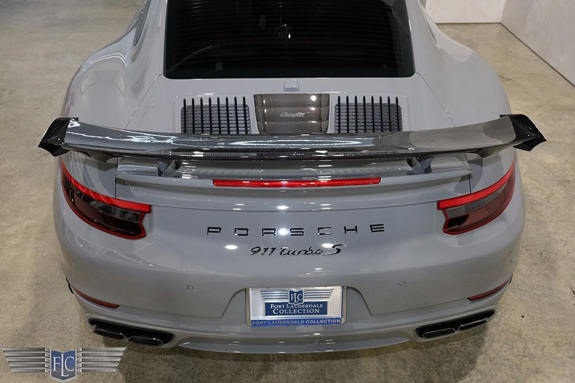 mph015_2264766655_used_2018_porsche_911_turboscoupe_9689_22116353_16_1024_c0967bbdce