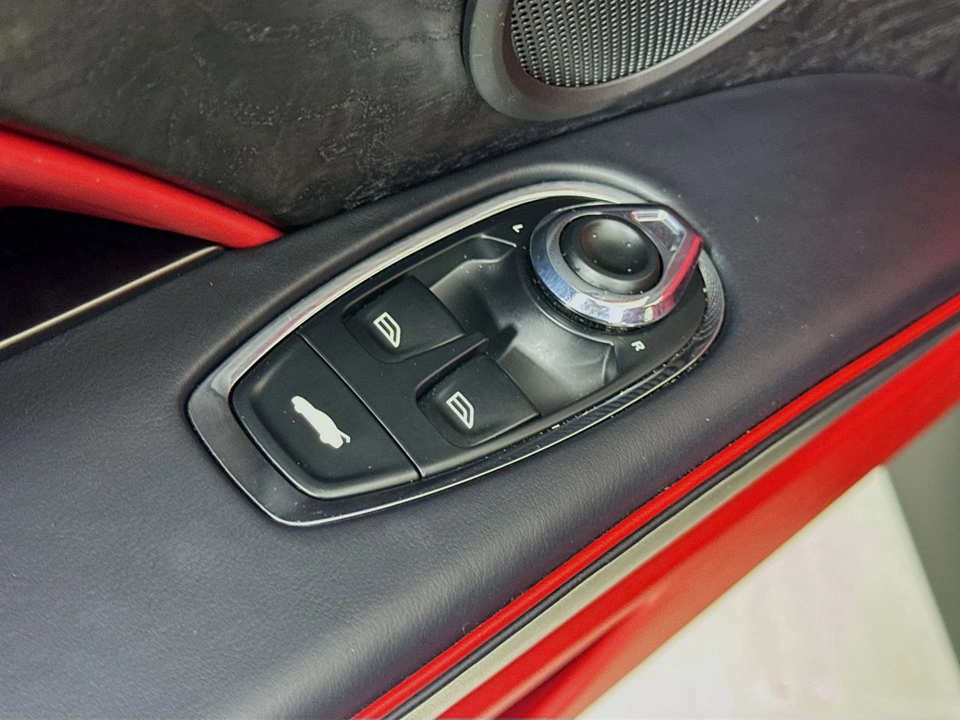 mph015_2265378303_4d338fc8e49d64a3b09704acbed40b5ax_9d89011e82