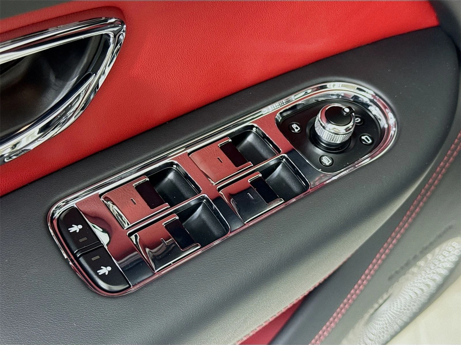 mph015_2271184924_906c0b3e0a44a8cf4dfb3dce90936680x_252286742e