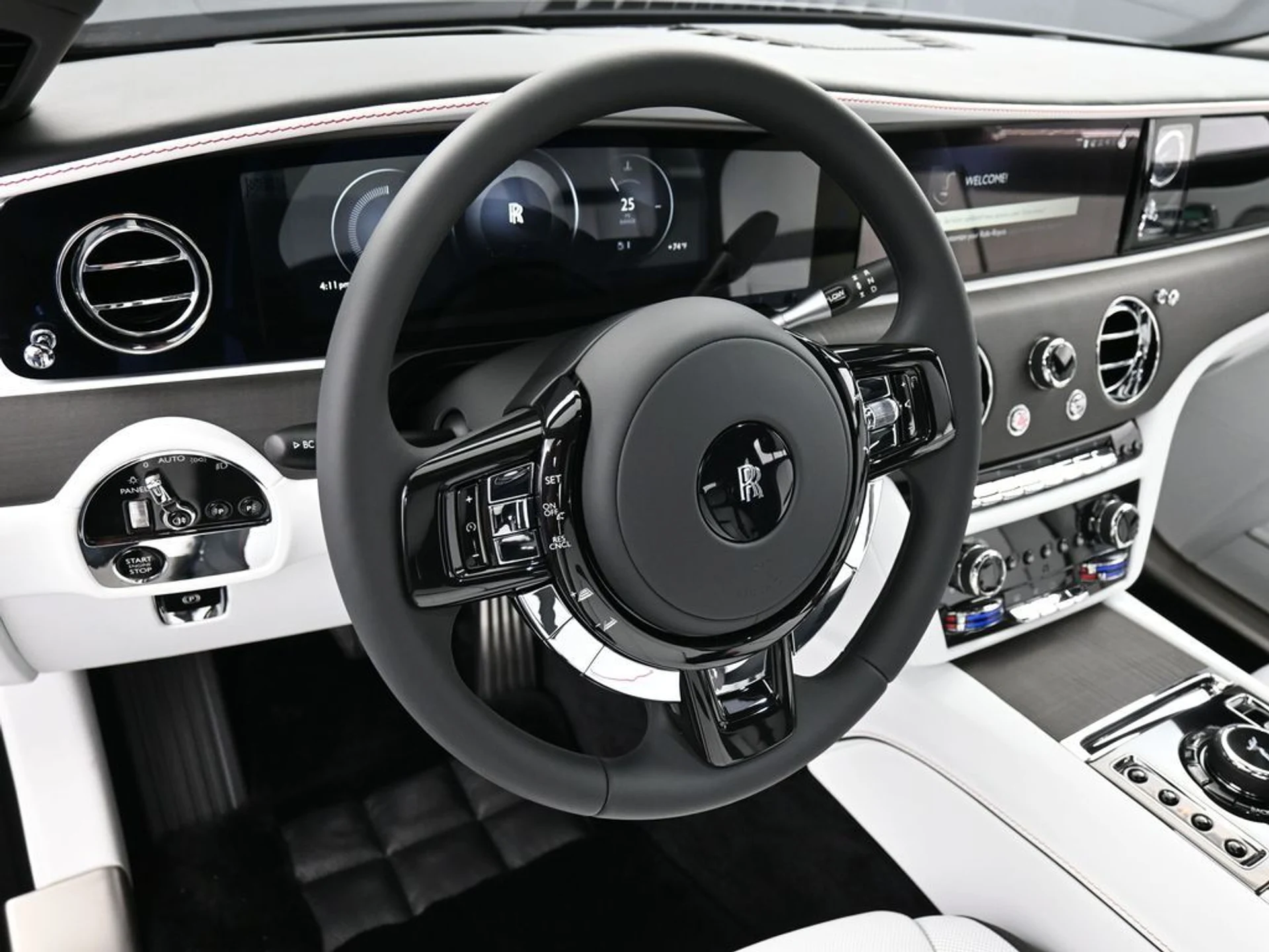 mph015_227466698_88296eb2_9632_437b_9c6d_d1840aa66712_43768a9b27