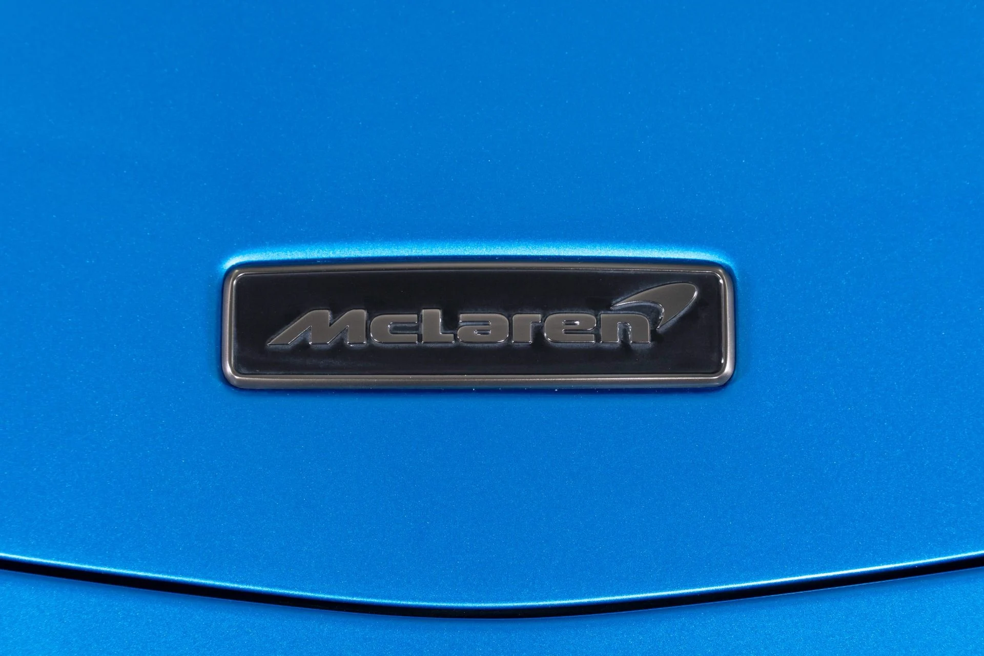 mph015_2277979698_New_2026_Mc_Laren_Artura_1777652500_1ddb5eb4b7