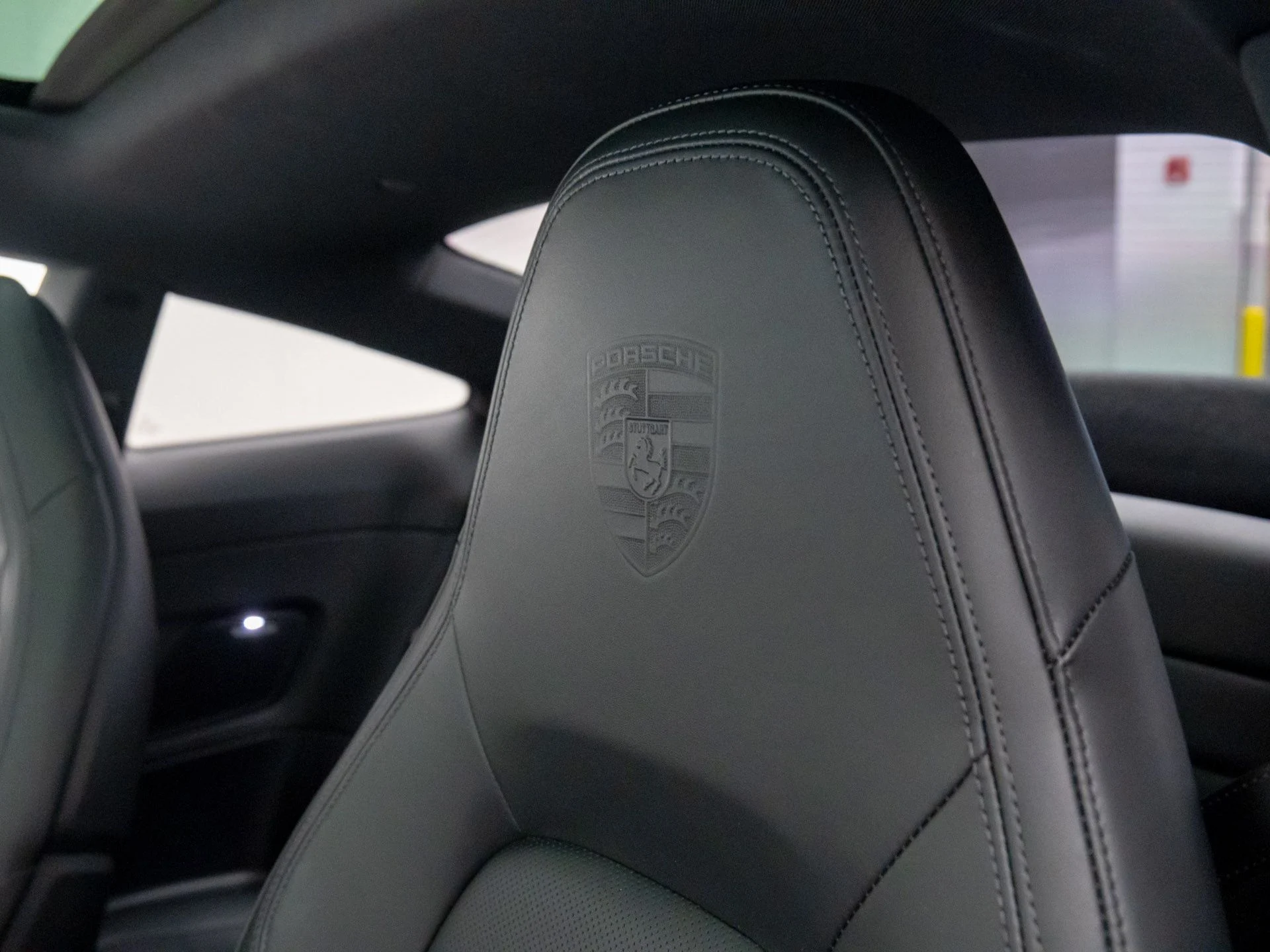 mph015_2289579731_6adc1965ecc03efaeb27a1ffabeacdd6x_03981715ac