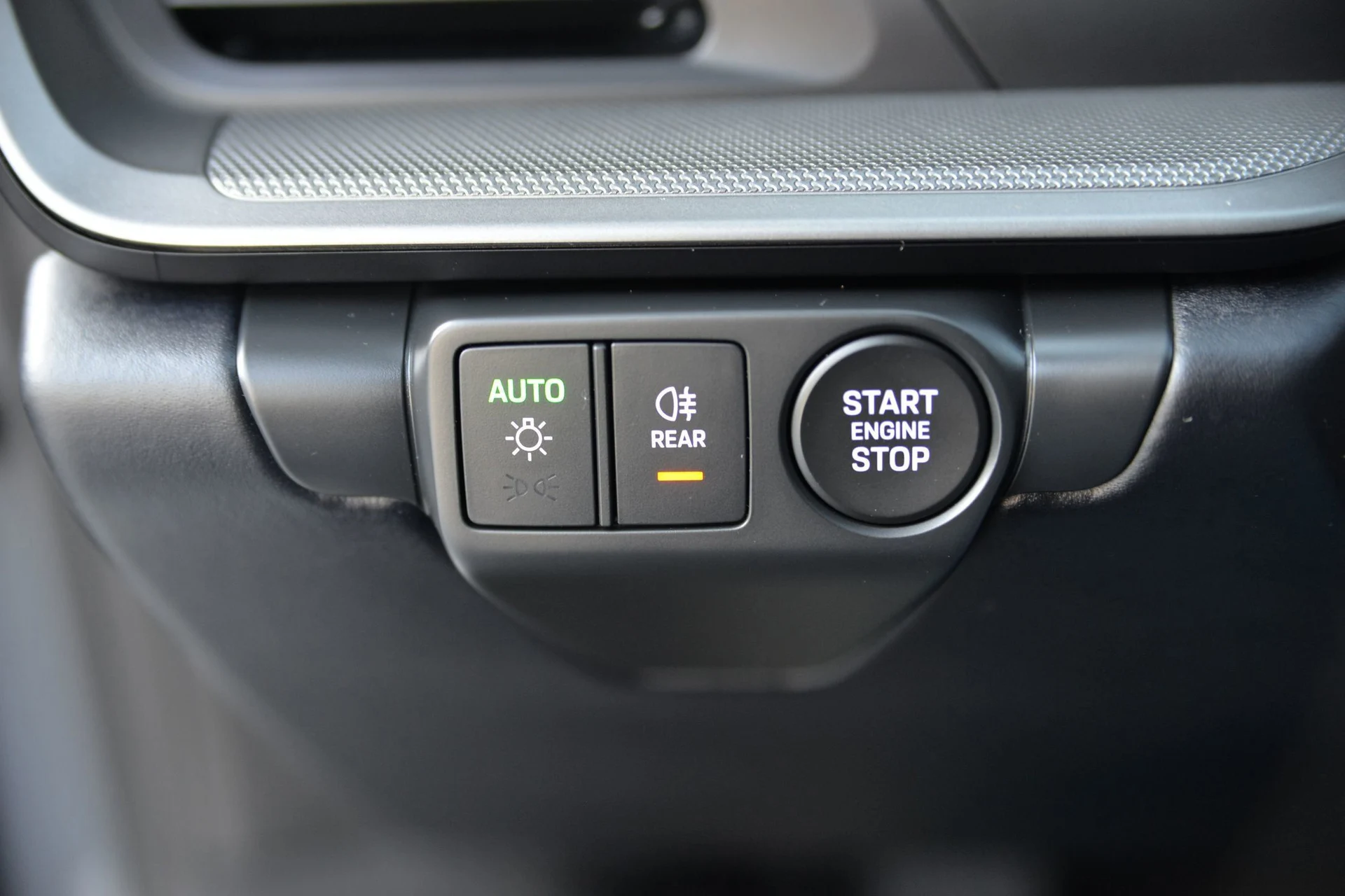 mph015_2291404524_9f45413f923abacf98292c4c5dbf1bd1x_35e3a46b1d