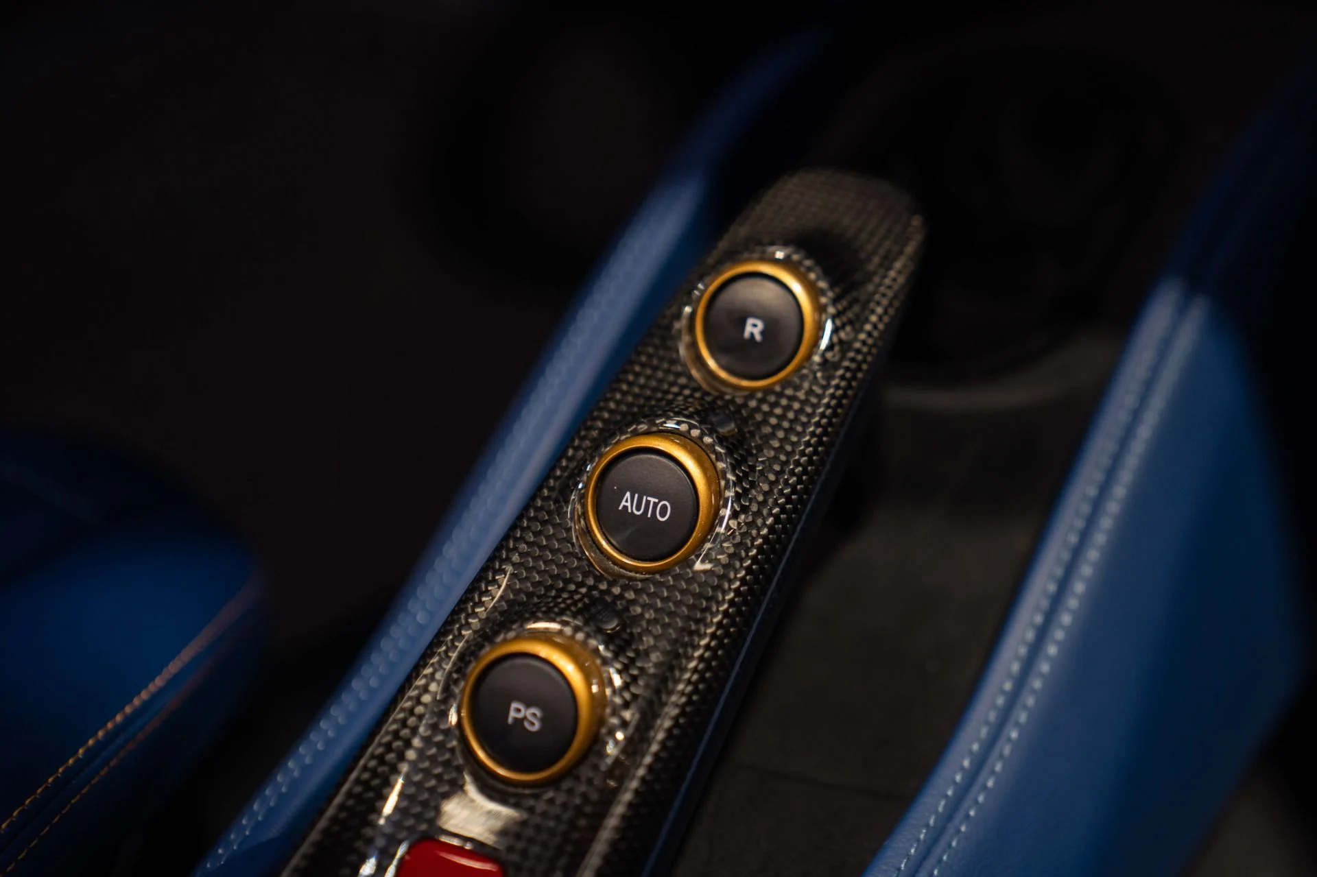 mph015_2291896712_Used_2022_Ferrari_F8_Spider_Tailor_Made_1785567772_bc37b7a109