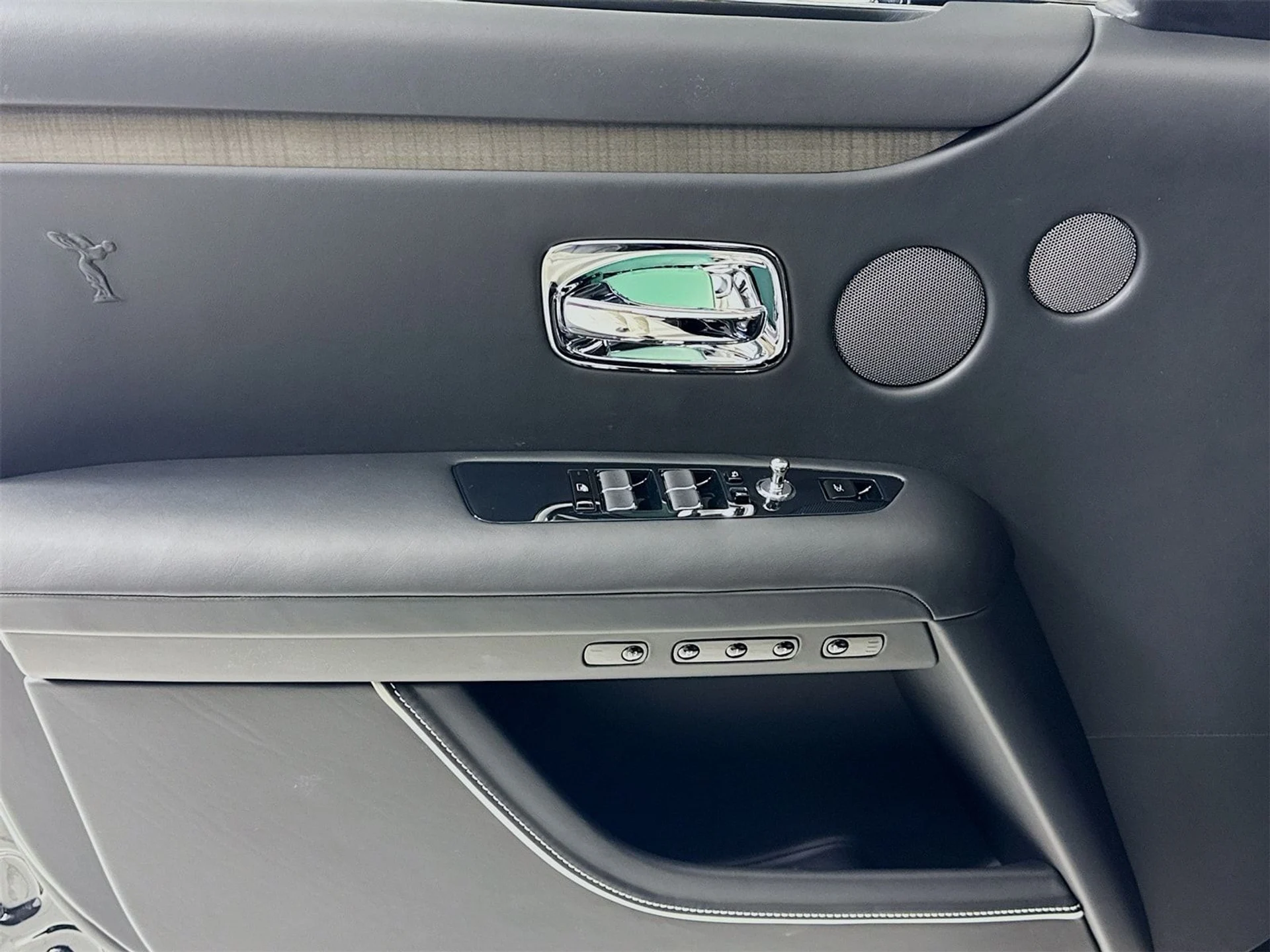 mph015_2293474472_1ceb3a622b561dd5e5c3a22a6e46dd7fx_0200dafd2d