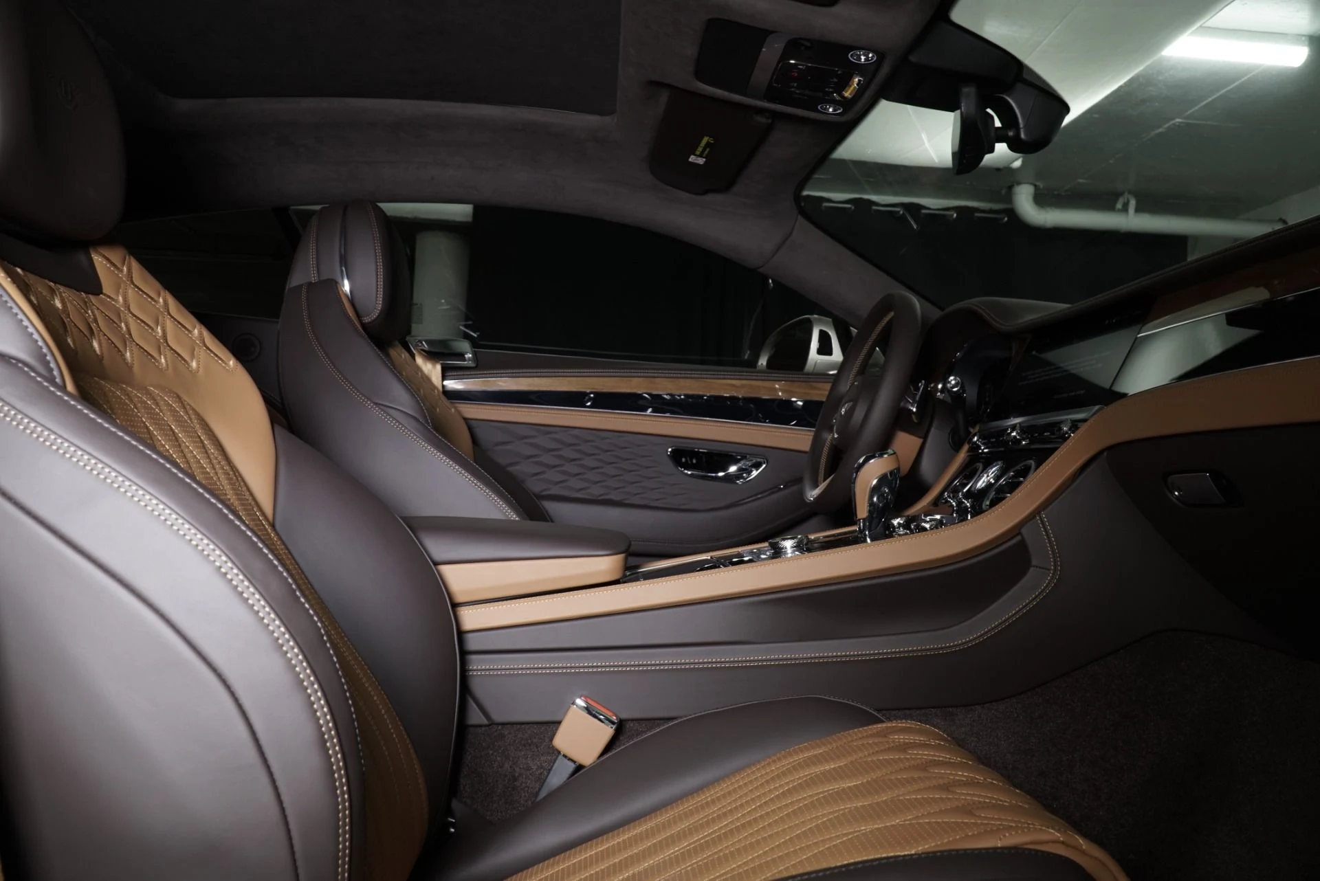 mph015_2294428424_New_2026_Bentley_Continental_GT_Azure_1765905710_dbc9a71795