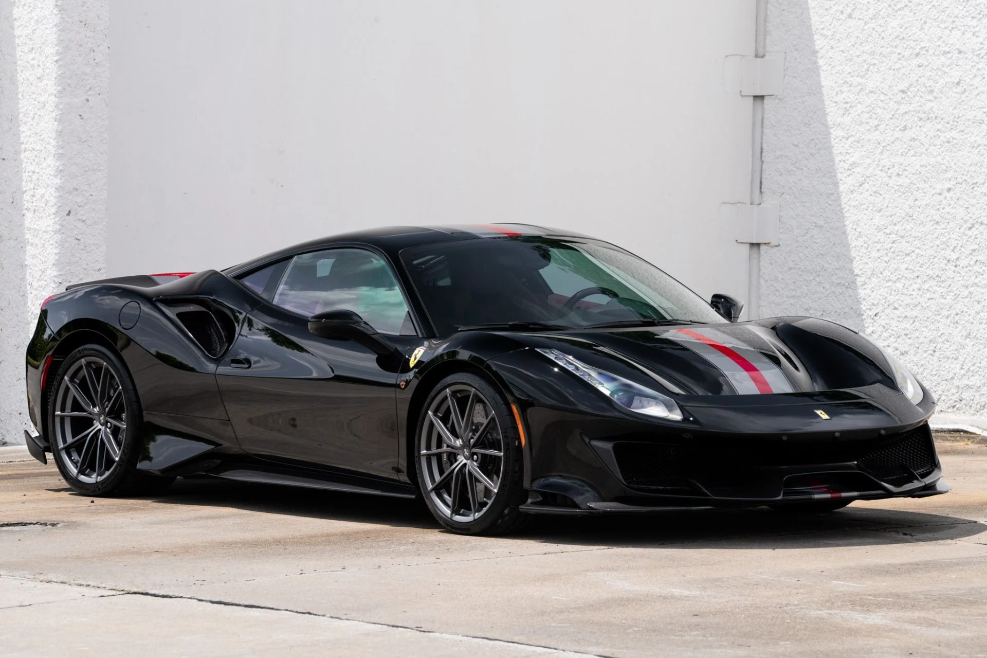 mph015_229526311_Used_2020_Ferrari_488_Pista_1755714796_af28f93676