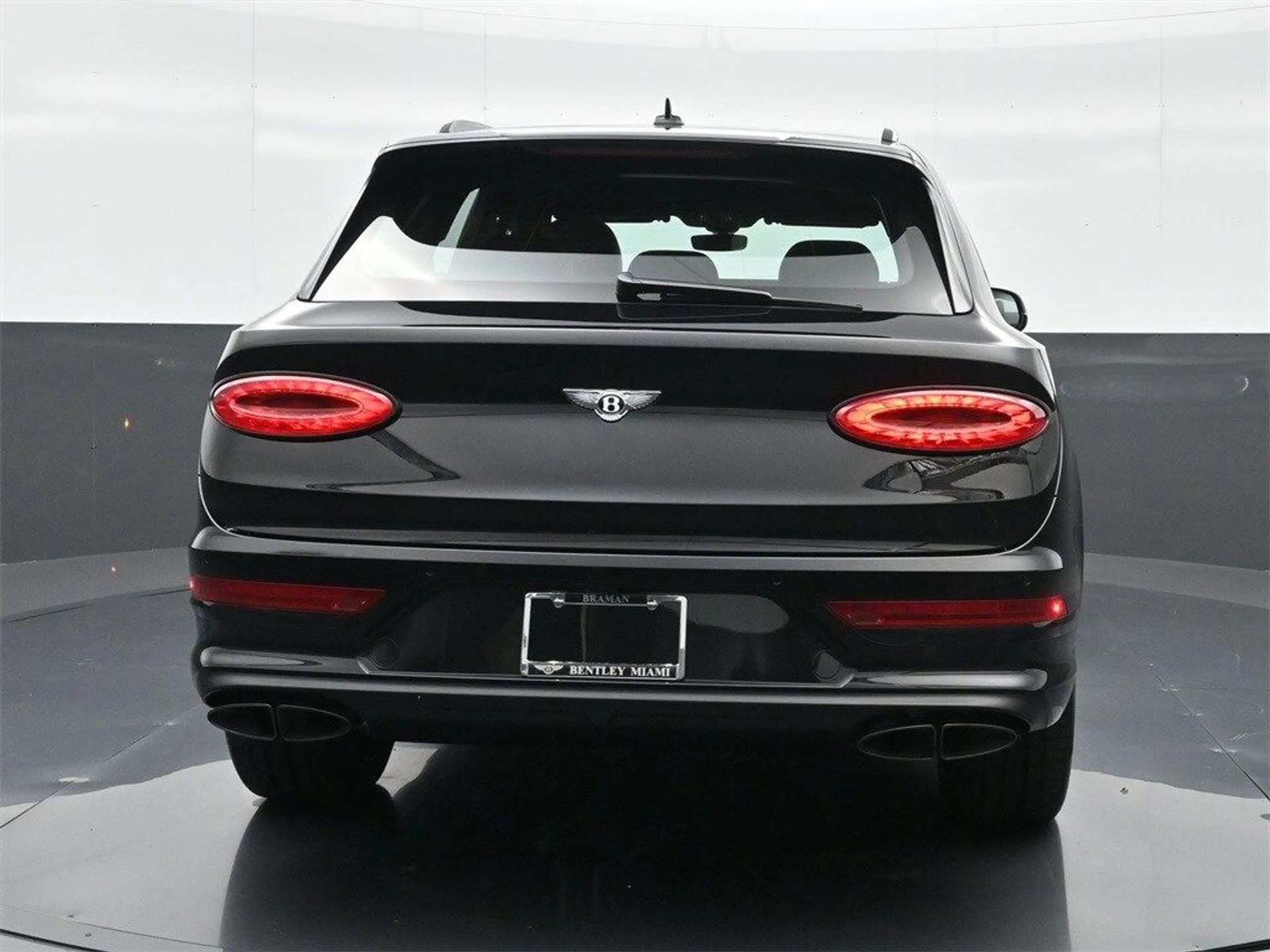 mph015_2298964461_cee58d8c17d5c1315b37ac10154da112x_53128e13db