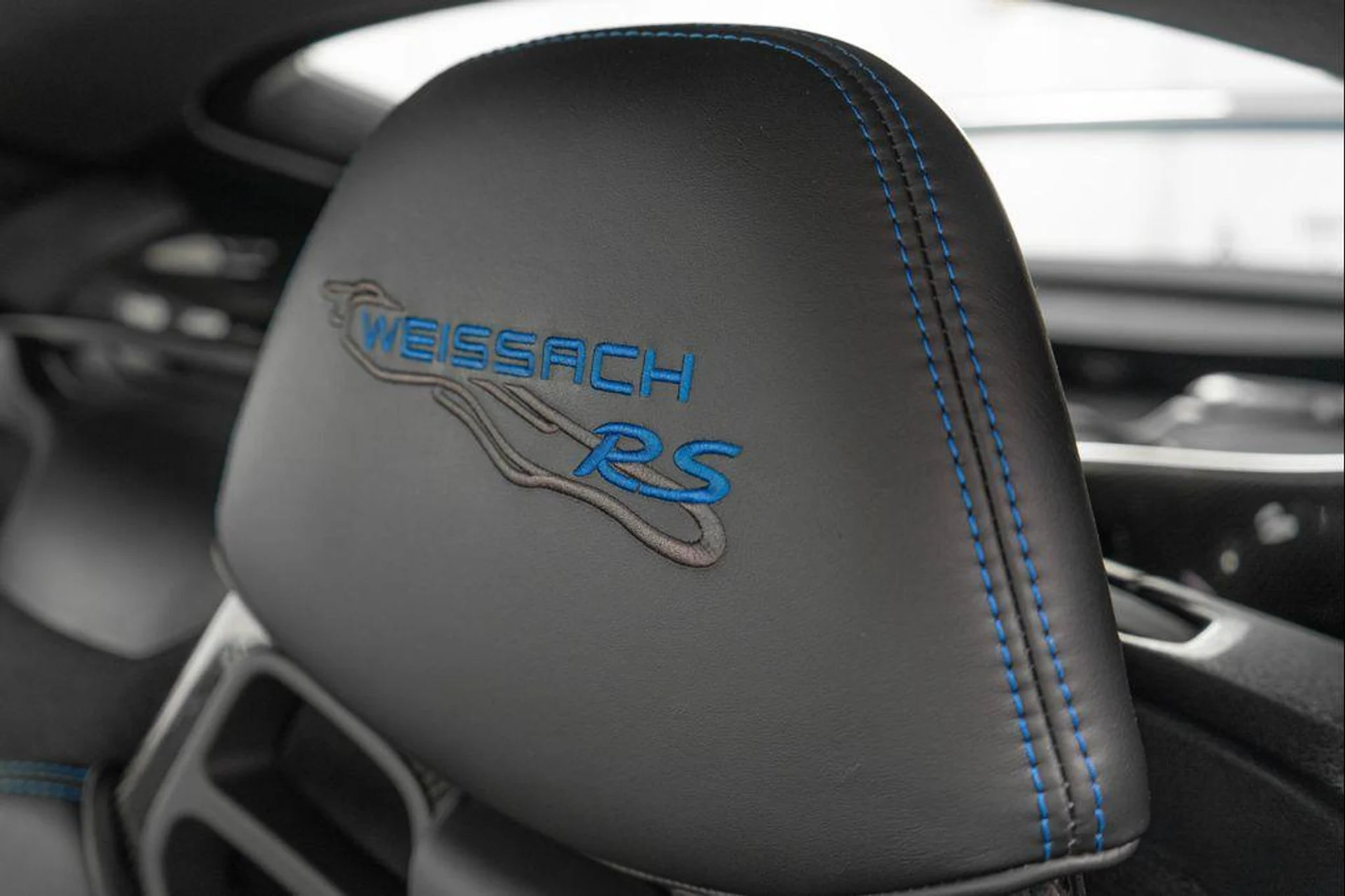 mph015_2312163761_7_Ya_SVK_Qg_xiw_Vmn_MD_Kb_Qtu_Wq_H1_M_e3d3d3af4a