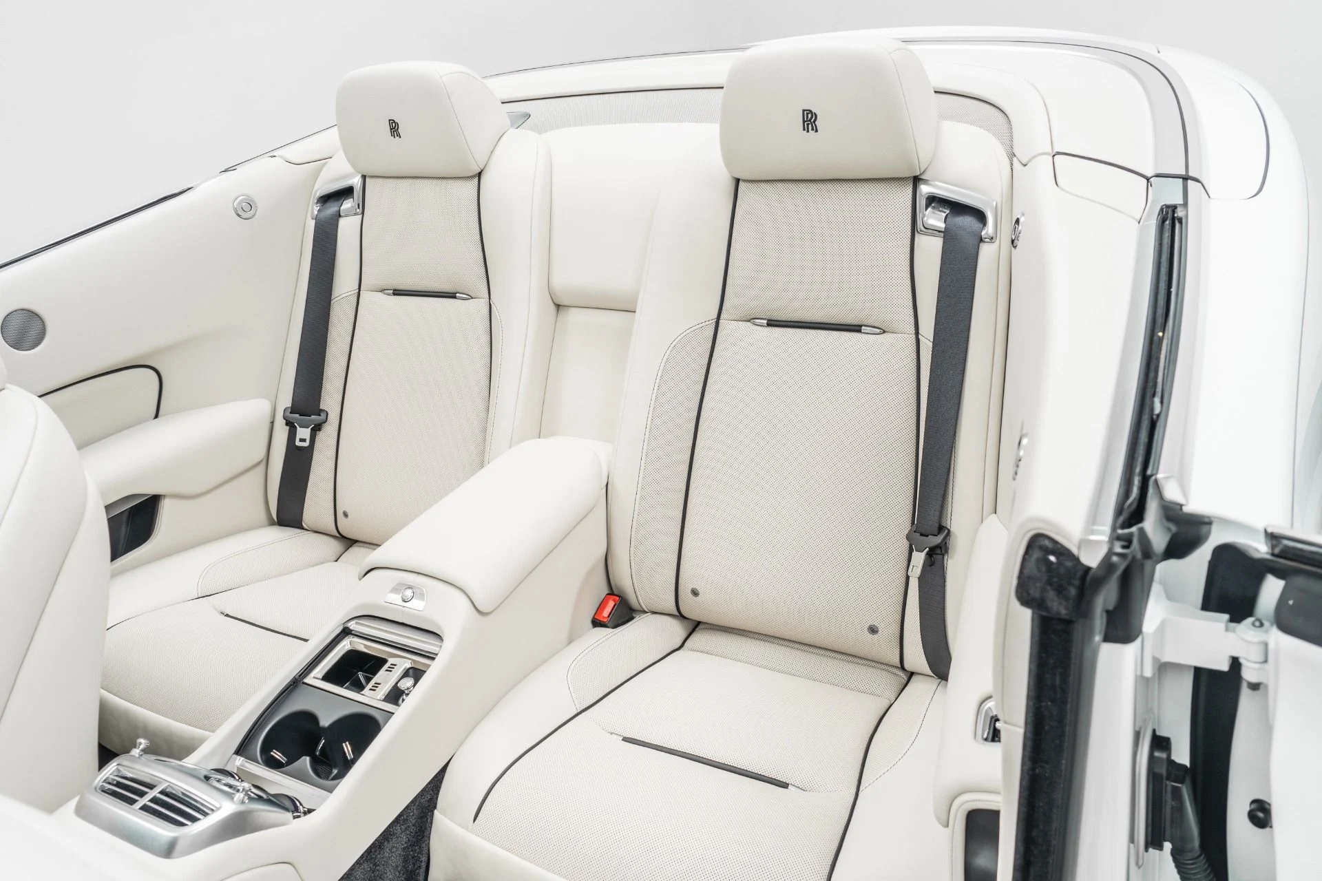 mph015_2312455988_Used_2020_Rolls_Royce_Dawn_Fully_Polished_Wheels_Heated_and_Ventilated_Seats_1764007062_370d92e5e4