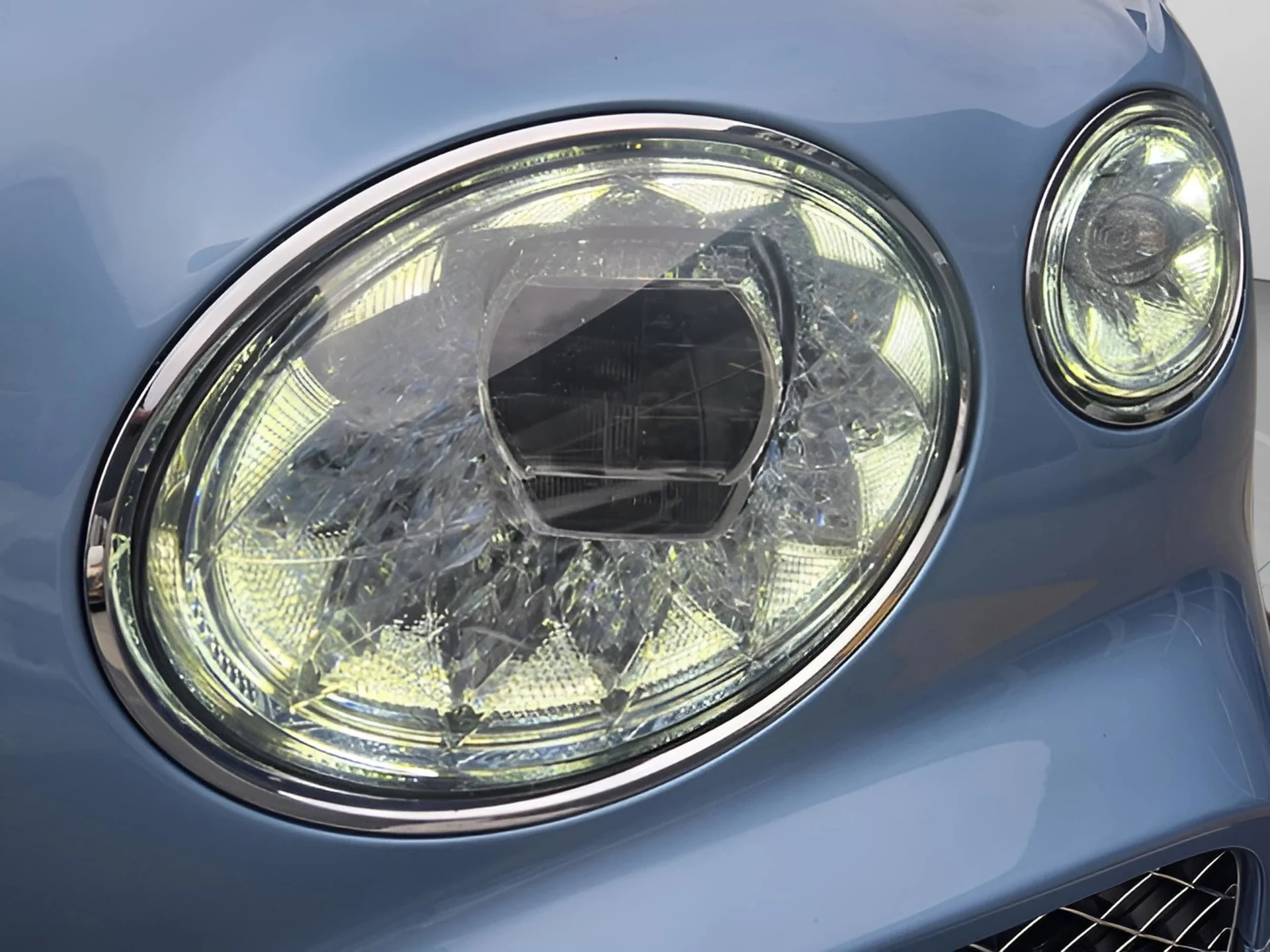 mph015_2316227891_3eea1947166ad6e5015e18d7ebcc2176x_1daa95add3