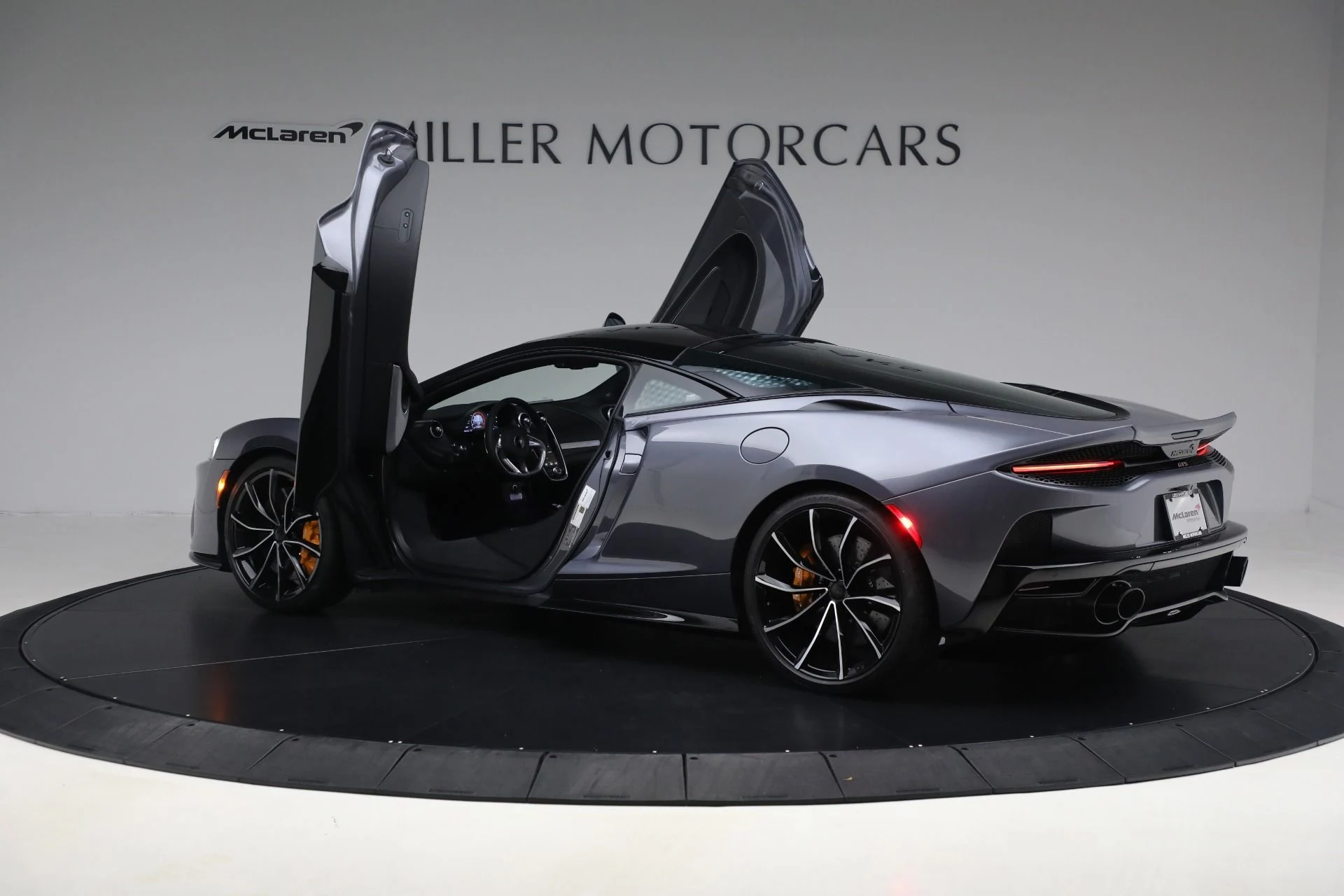 mph015_2316870206_New_2025_Mc_Laren_GTS_Tech_Lux_4ea7cbfc50