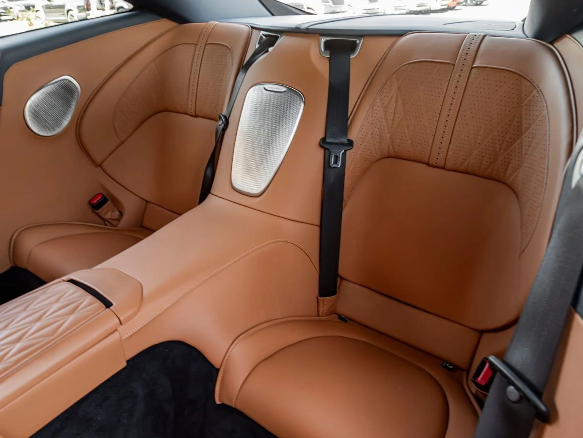 mph015_2319345095_16_3d4f88e93a