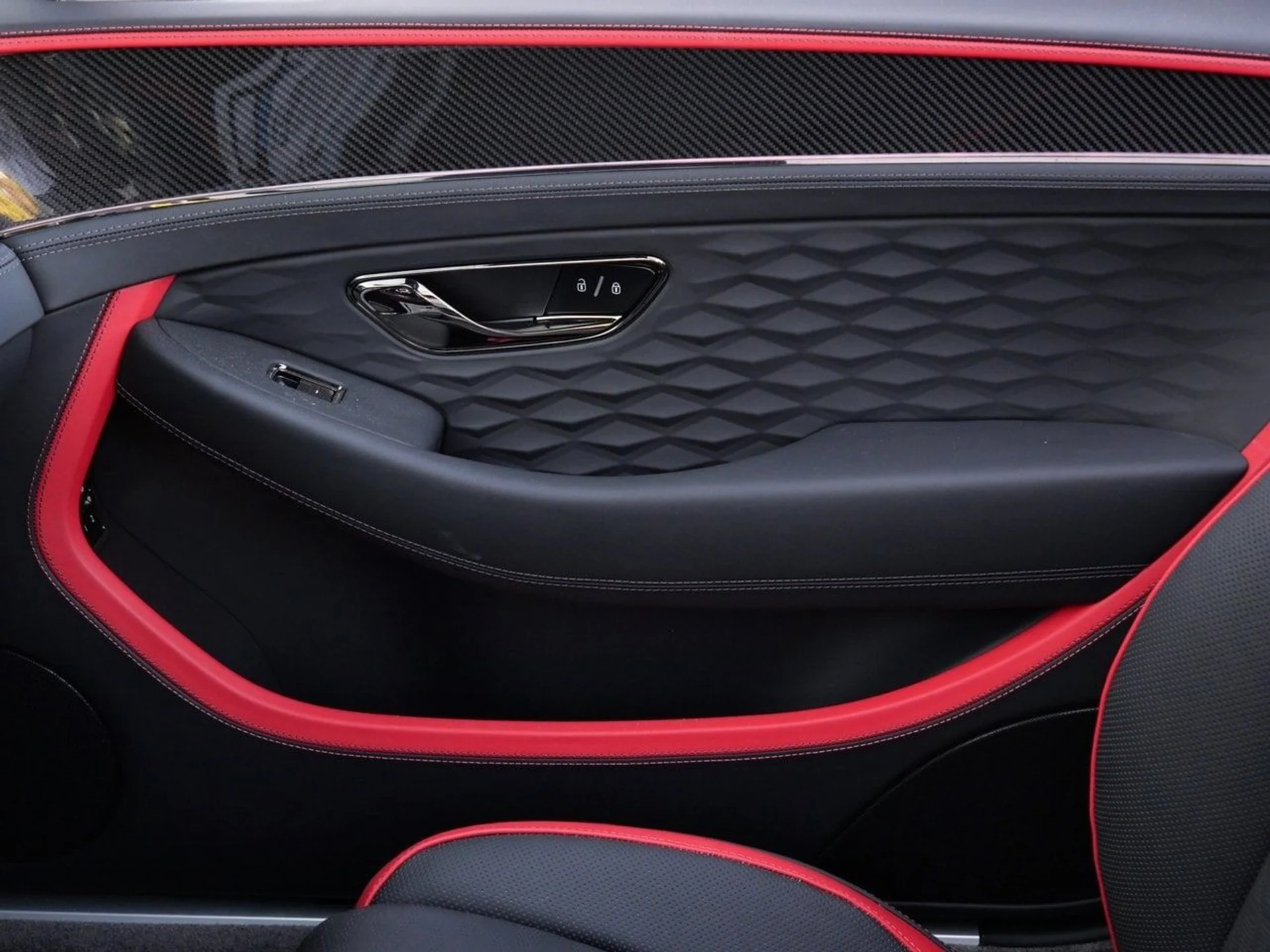 mph015_2319548373_d253f0793ecef425d8da5e679a71e4e6x_9a892ef1c6