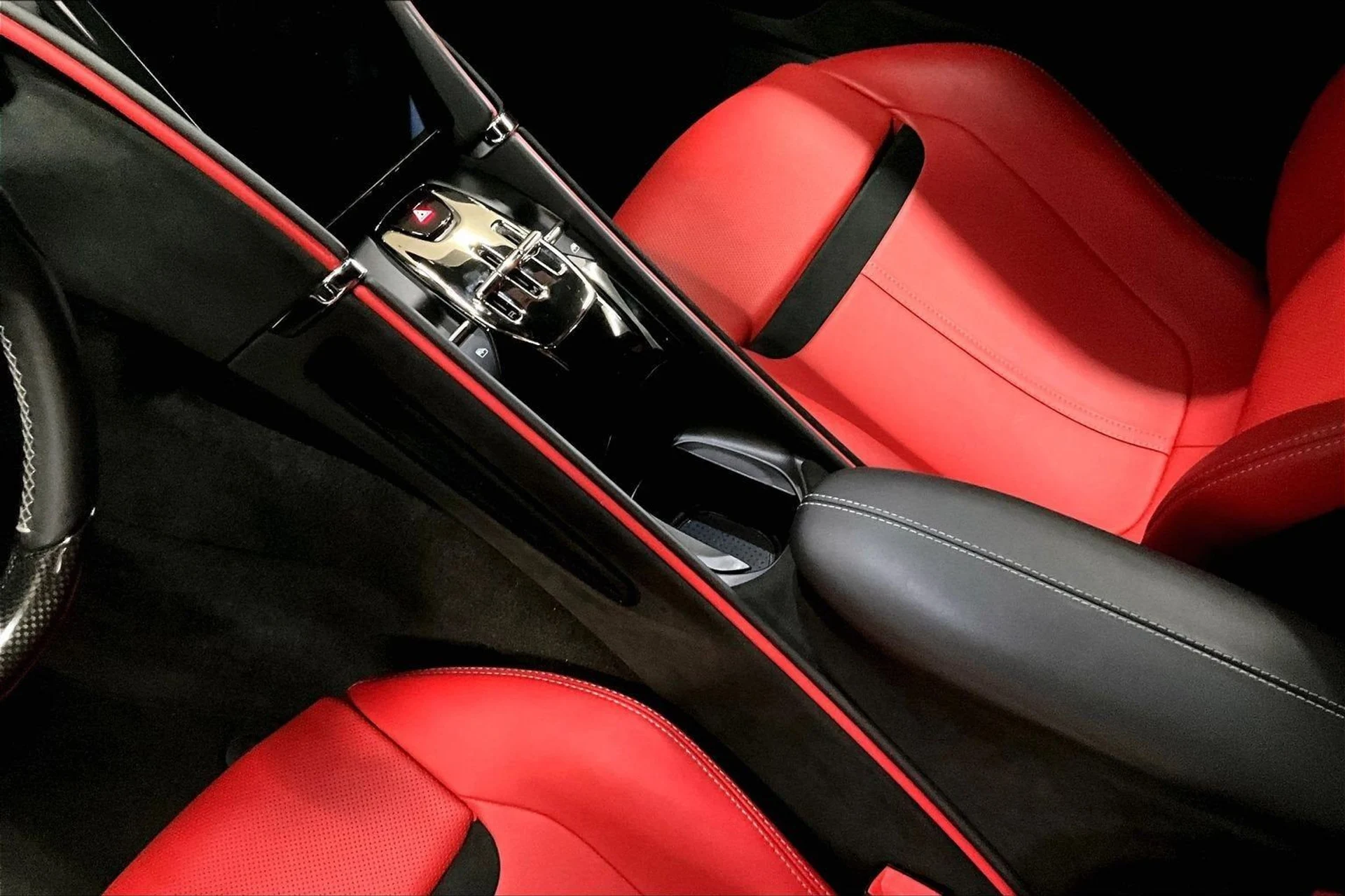 mph015_2325414623_21474c3439444a018df56d0941eba39a_0368c21d15