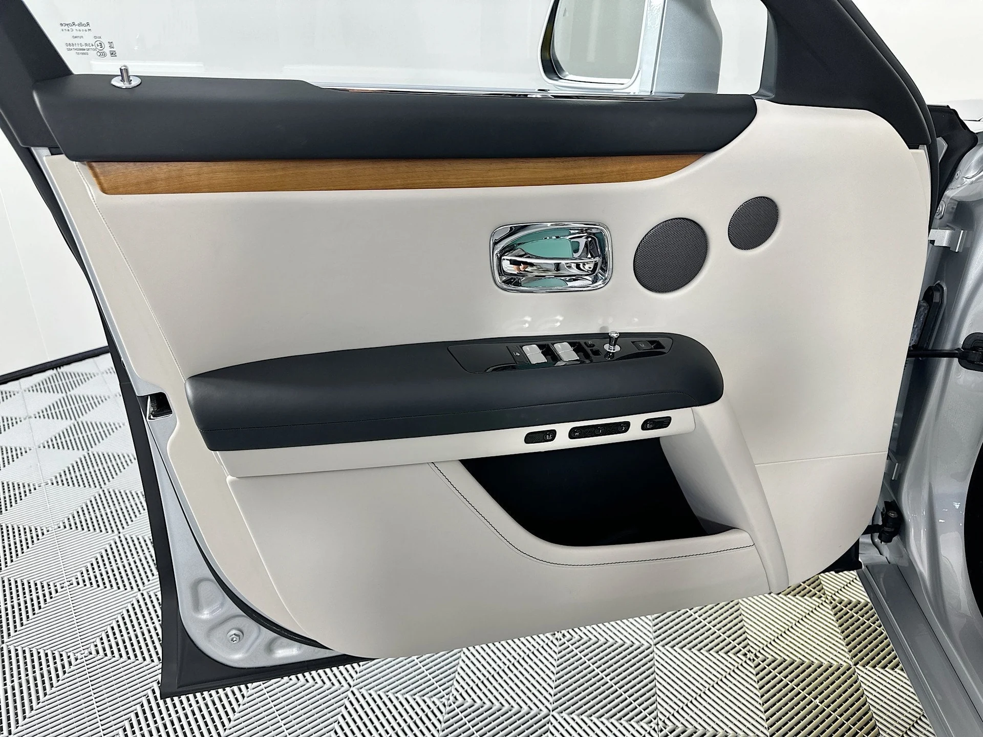 mph015_2327028838_16_07f28da99b