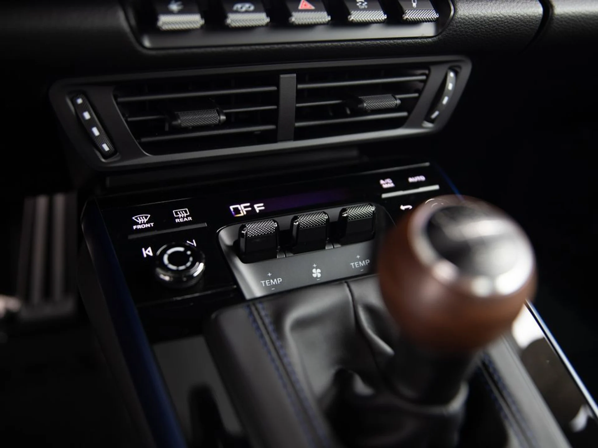 mph015_232911764_7a8755b41a8888a0a5a9cf541ba39fb9x_0c6fbc25d4