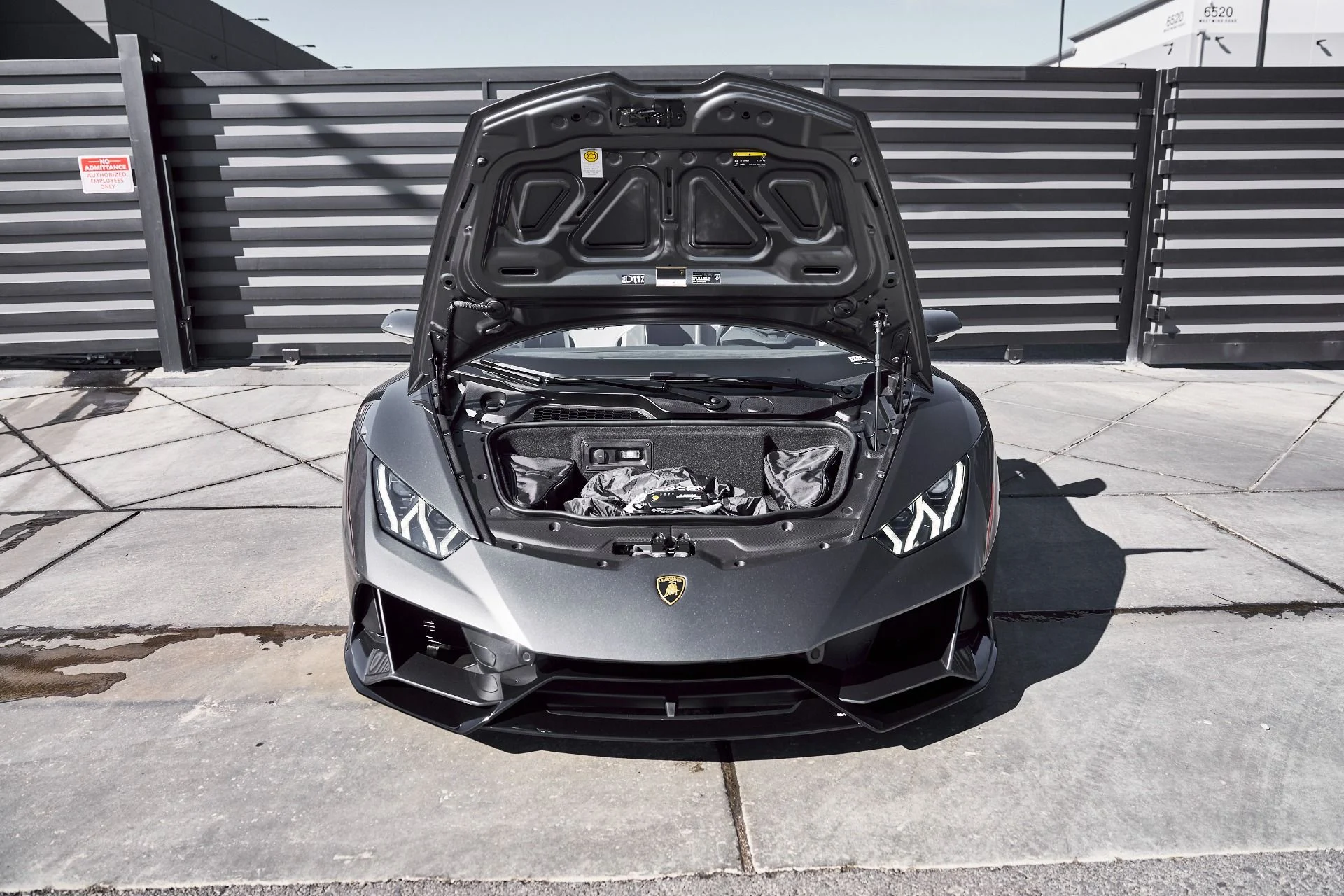 mph015_2335739622_Used_2024_Lamborghini_Huracan_EVO_Base_1771466875_782862f257
