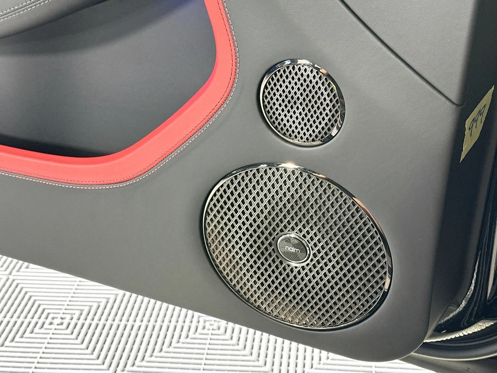 mph015_2337482557_16_6675588977