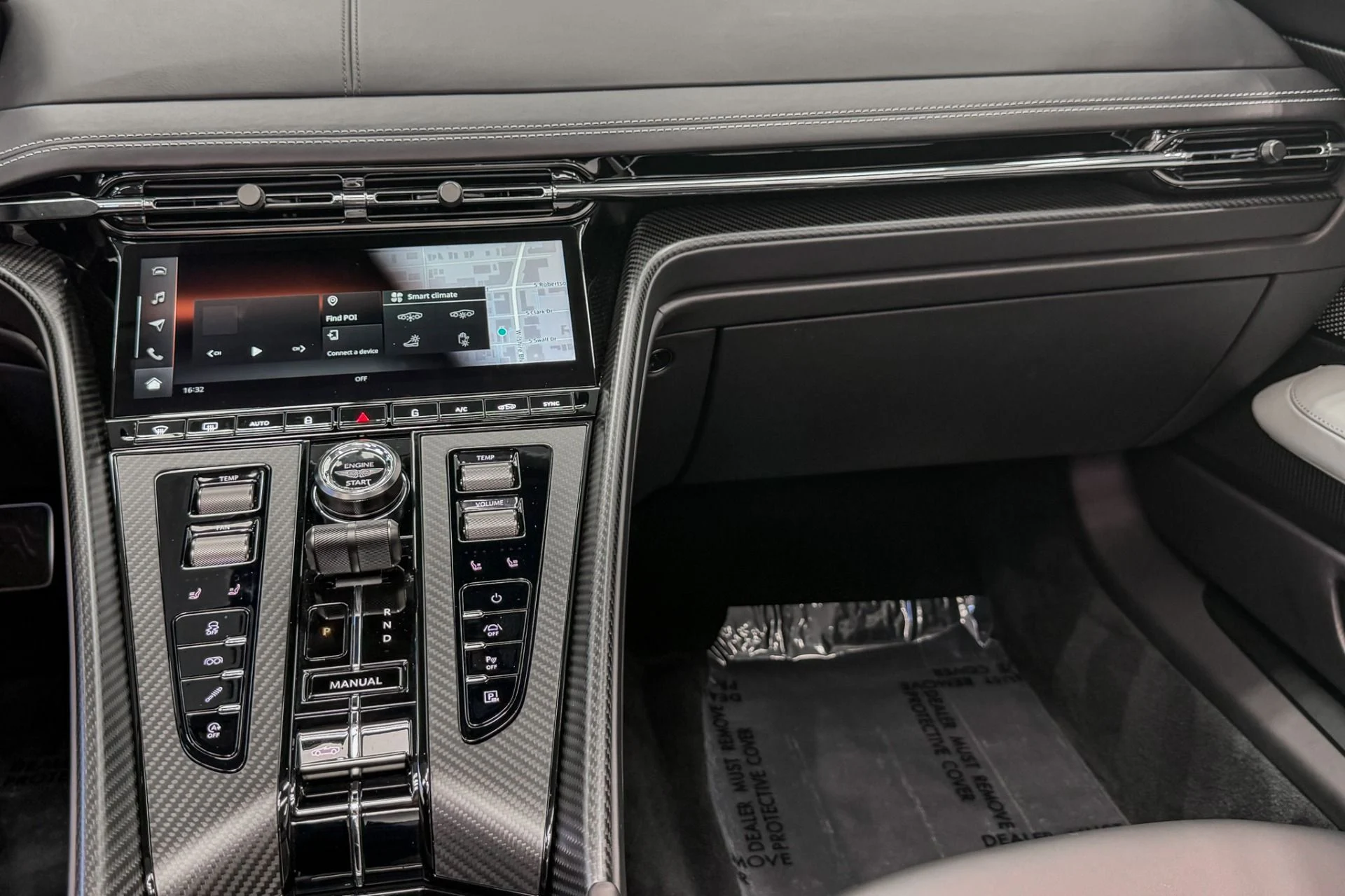mph015_2337903135_Used_2025_Aston_Martin_DB_12_Volante_Duotone_interior_Bowers_and_Wilkins_Audio_Nearly_New_1789749797_45d79a173c