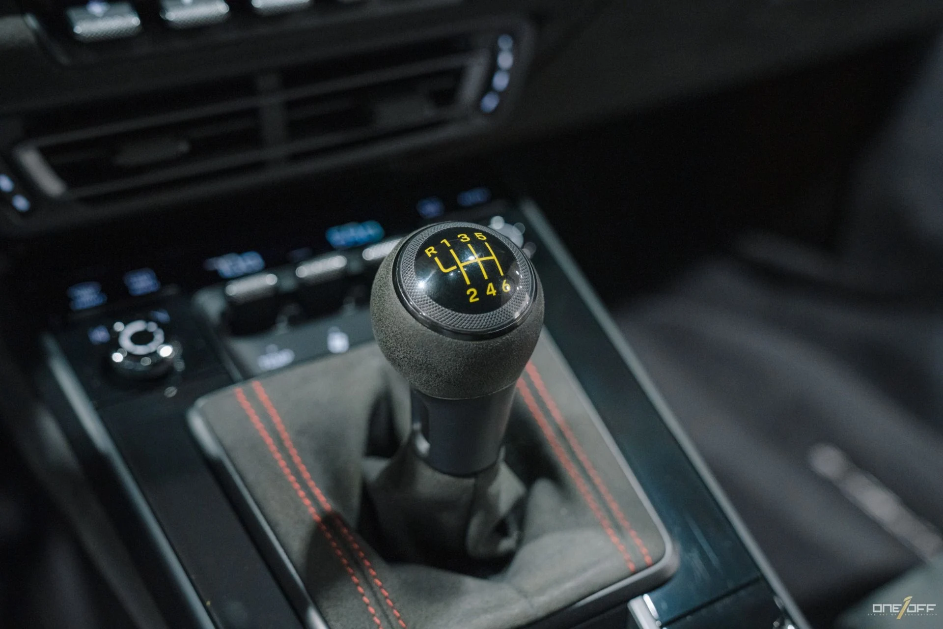 mph015_2342285314_Used_2022_Porsche_911_GT_3_209_K_MSRP_in_Chalk_w_CC_Bs_1755546506_592c9b40b9