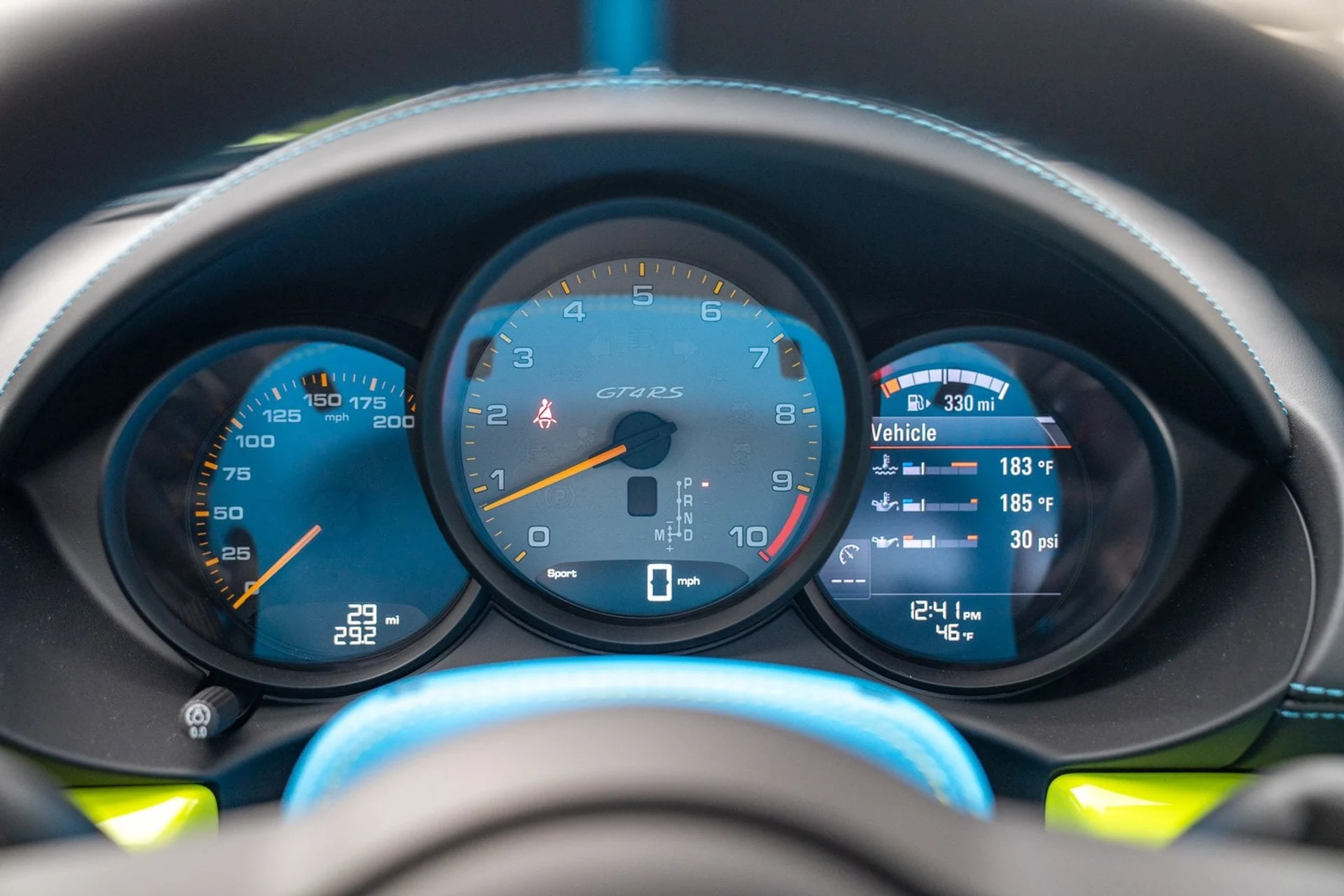 mph015_2348504843_de39fc1f11f34357c5b4fd6720a82cc0x_4a9c2784c4