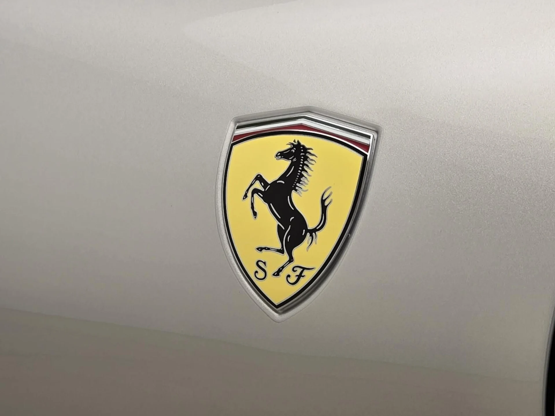 mph015_235547269_Used_2024_Ferrari_Roma_1758869764_799253f714