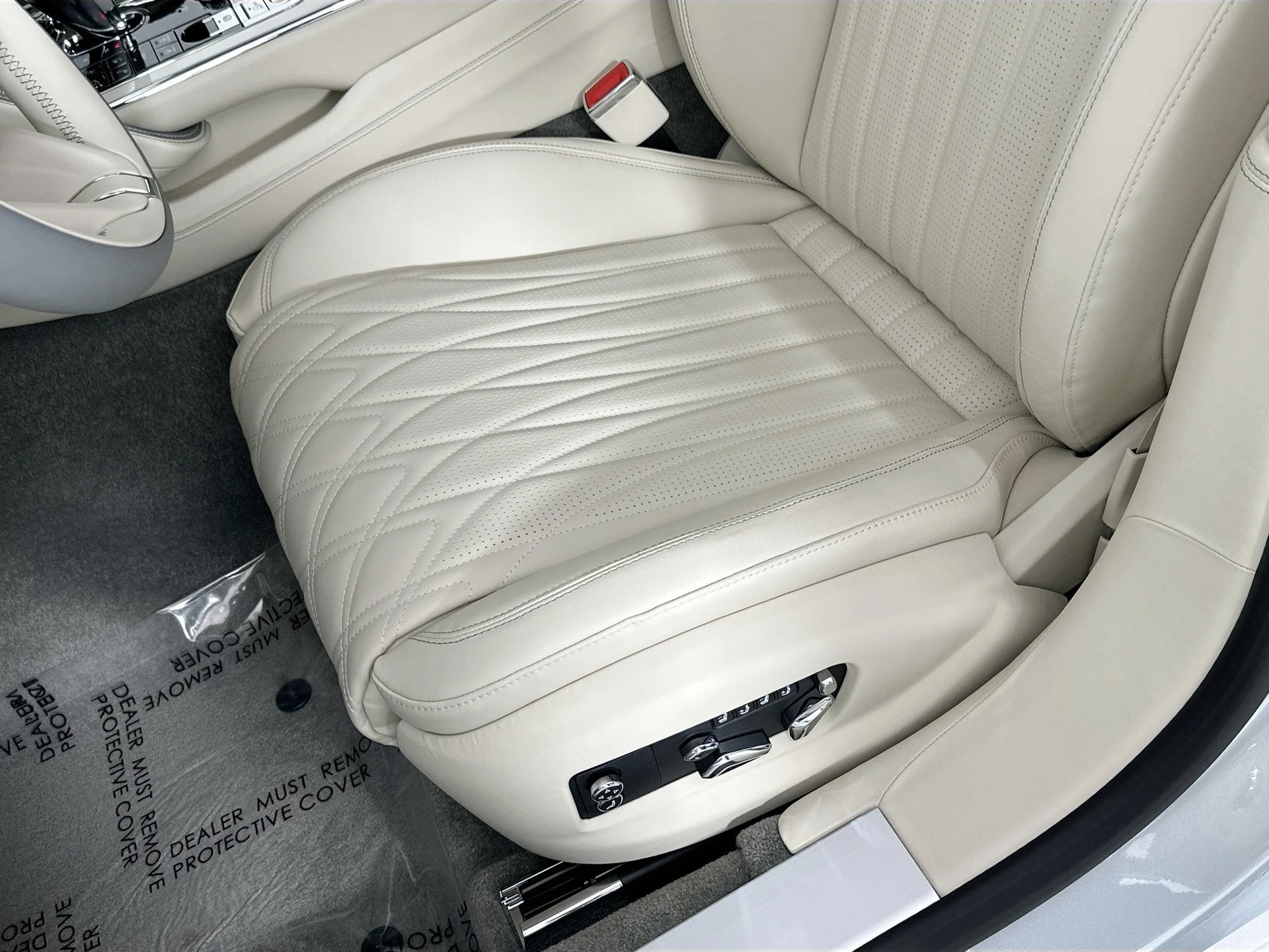 mph015_2367615852_16_8f56c4129d