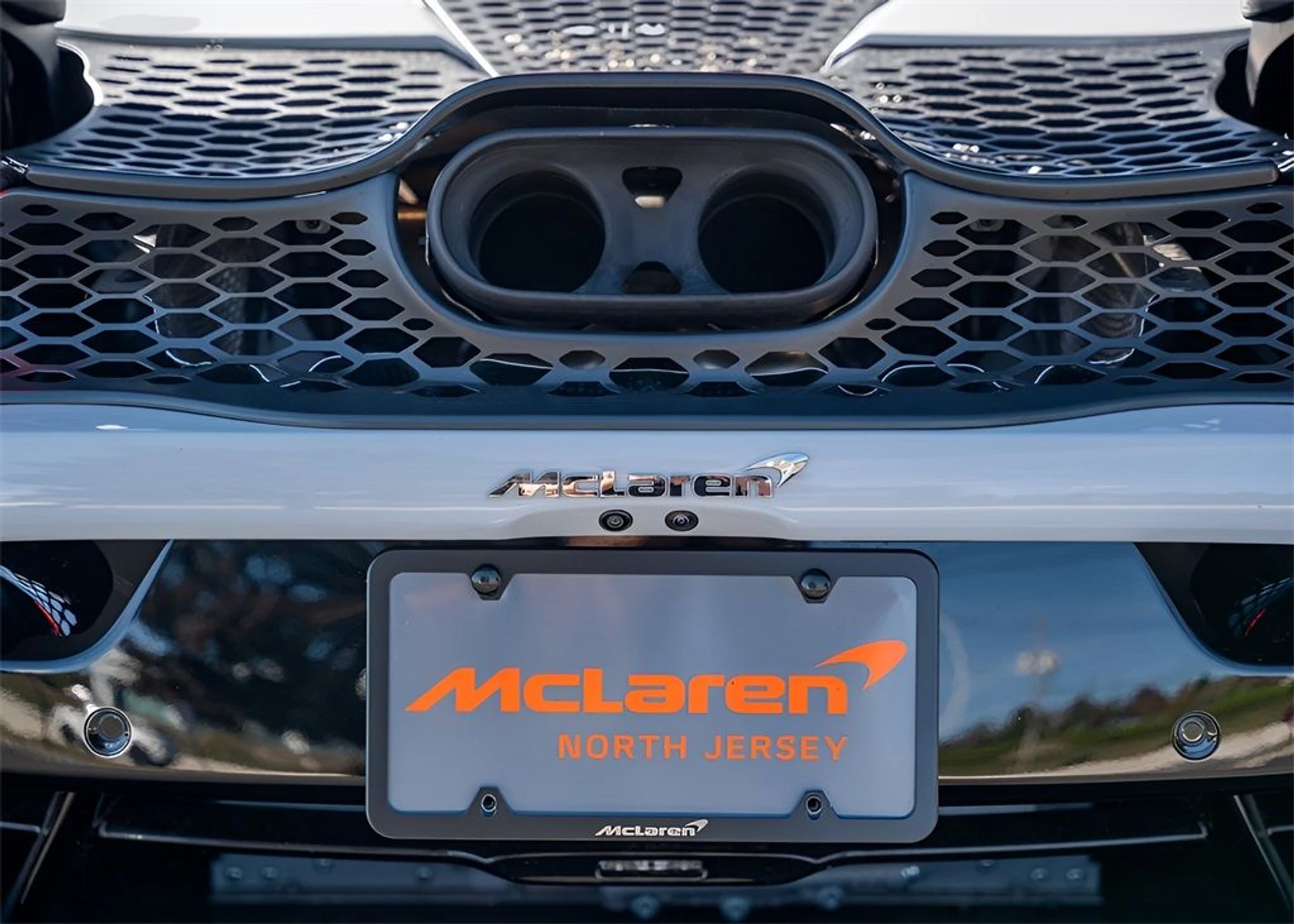 mph015_2370889756_image_17_b169fb25d0