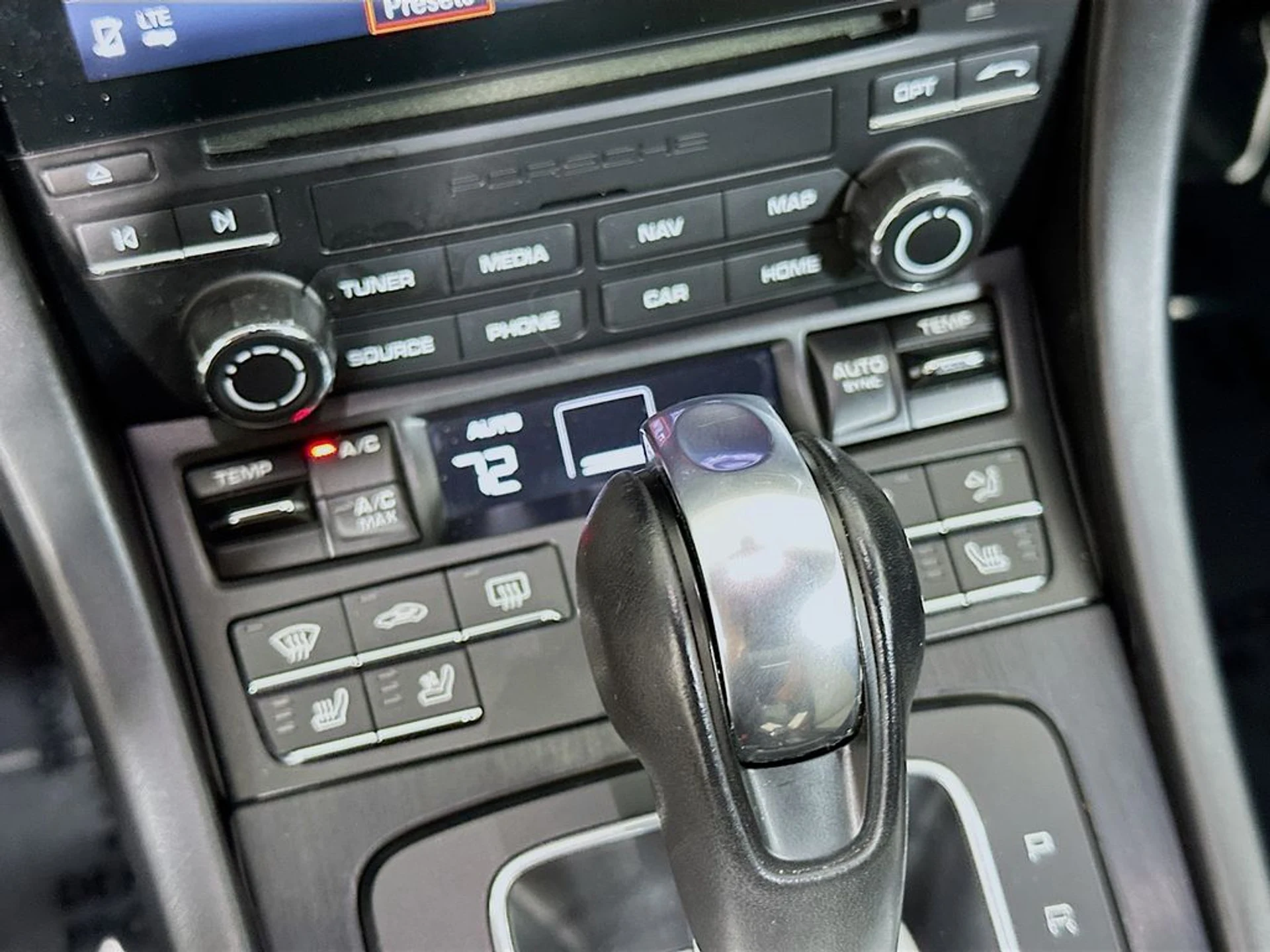 mph015_2372332055_c06269553dc3b6bcfbec3c2d2c97eeb2x_427c8ca675