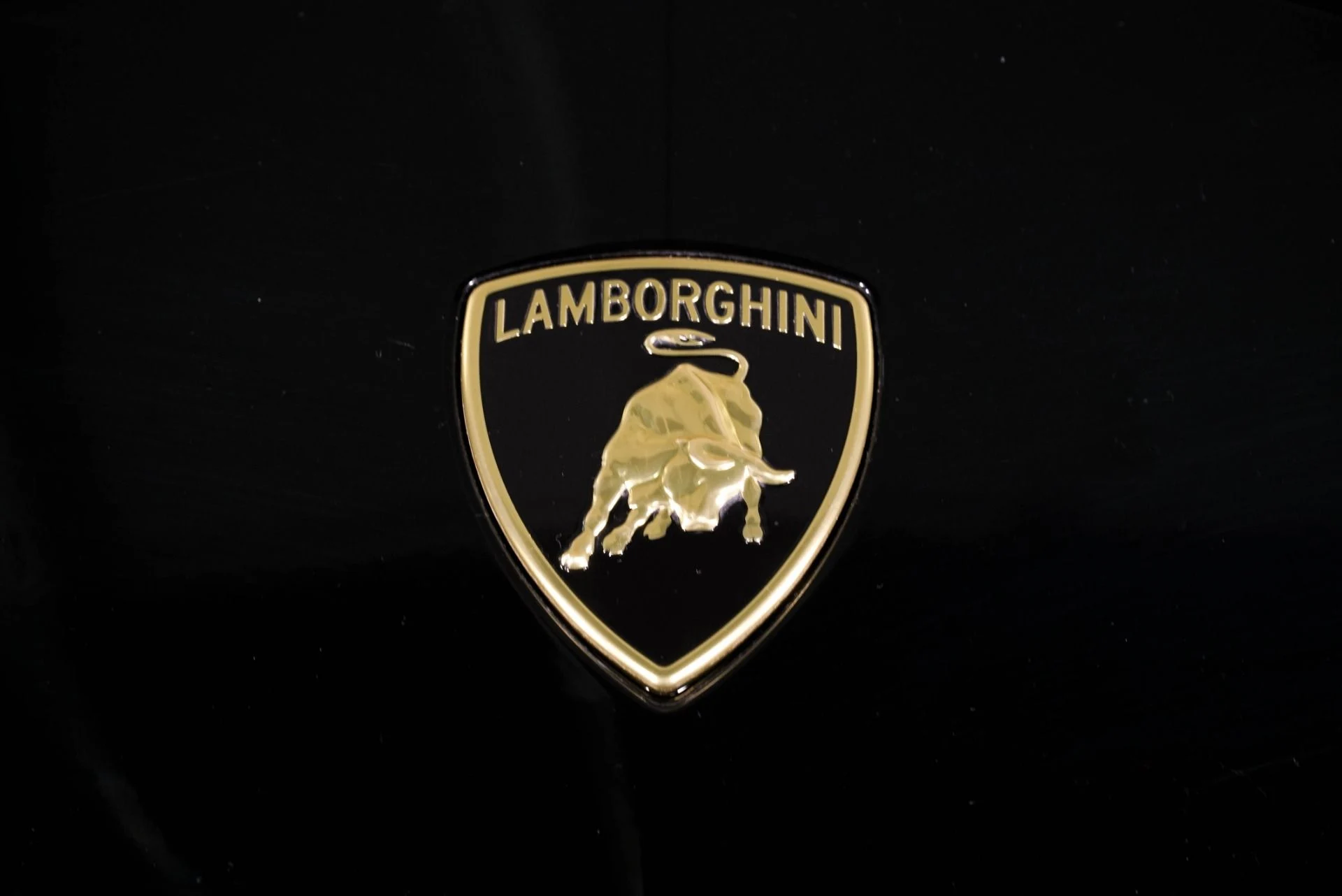 mph015_2378666906_Used_2023_Lamborghini_Urus_Performante_1765384929_9b82ab3a97