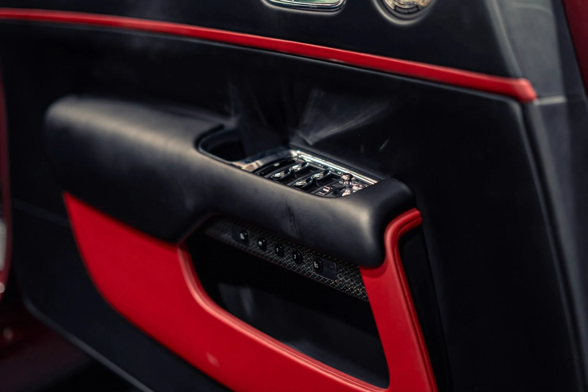 mph015_2380706256_Used_2019_Rolls_Royce_Dawn_Black_Badge_with_MASSIVE_480k_MSRP_RARE_Tonneau_option_Carplay_MORE_1776444657_10d6675484