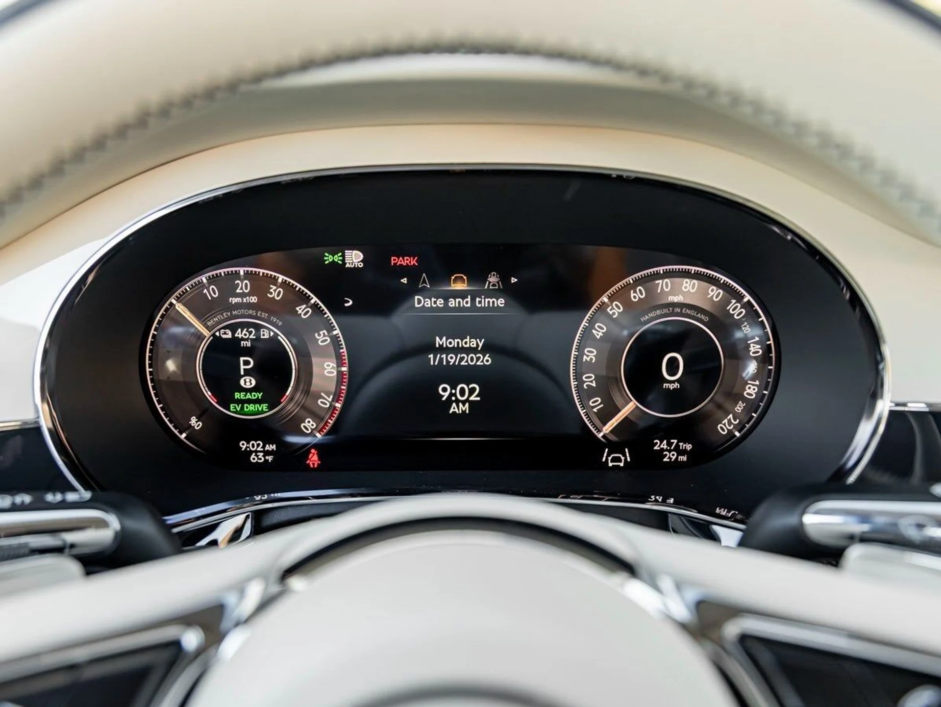 mph015_2381488187_16_f6d094ef41