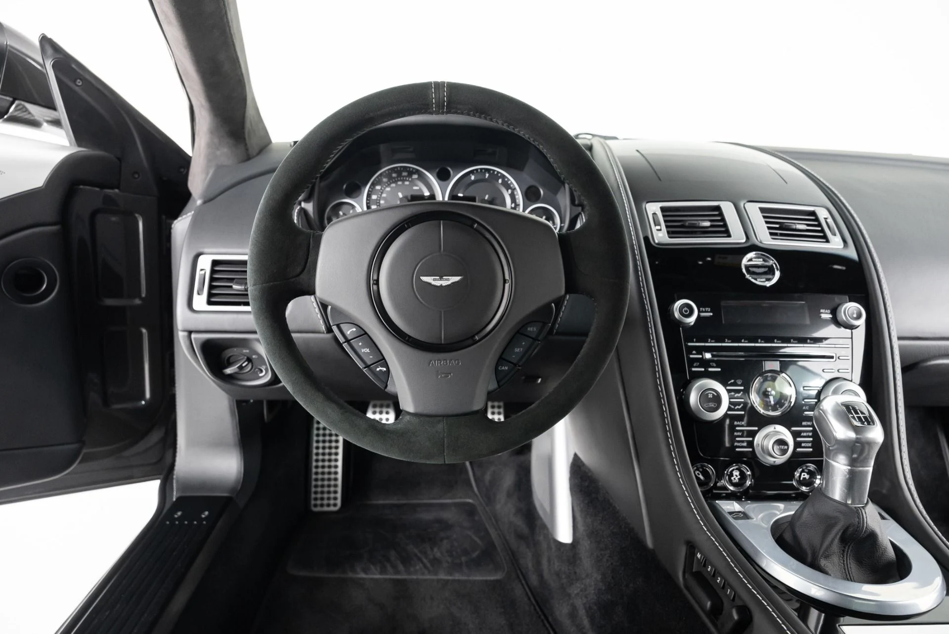 mph015_2381861816_Used_2011_Aston_Martin_DBS_1701890214_a4d23dbc38