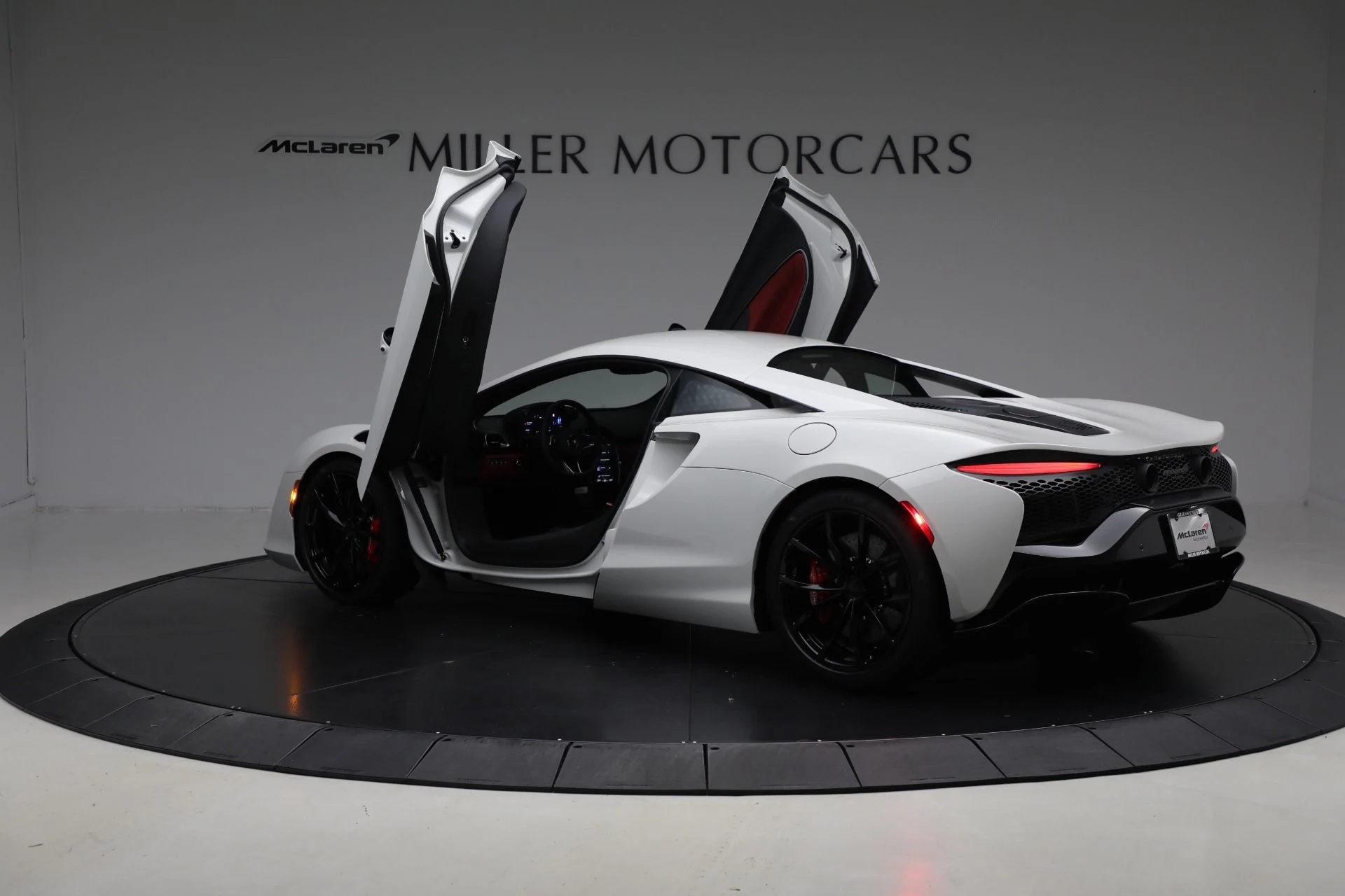 mph015_238205840_New_2026_Mc_Laren_Artura_Tech_Lux_62b701cd20